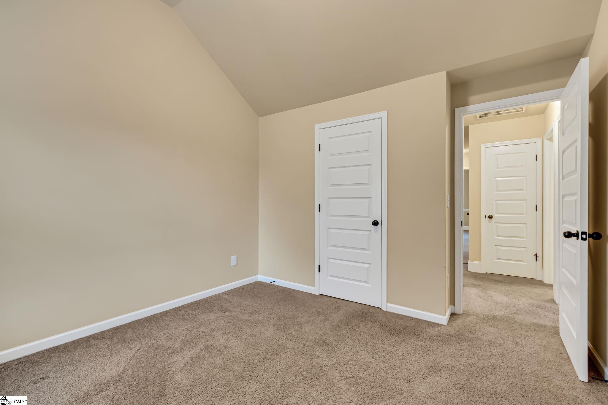 14 River Valley Lane