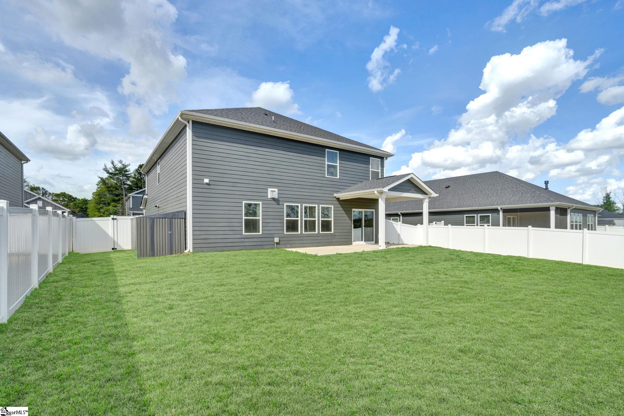 404 Roderick Lane