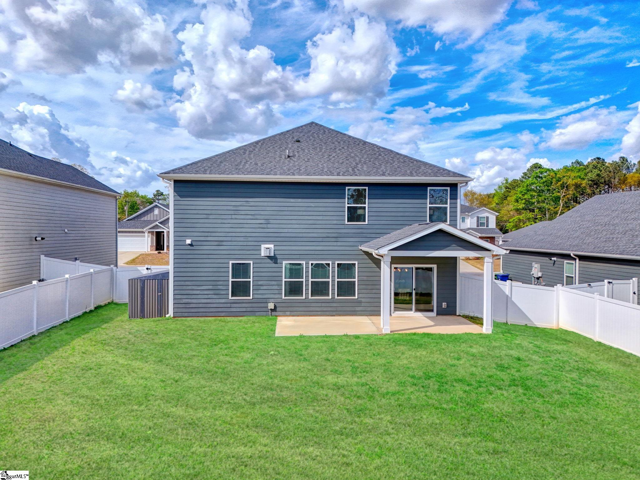 404 Roderick Lane