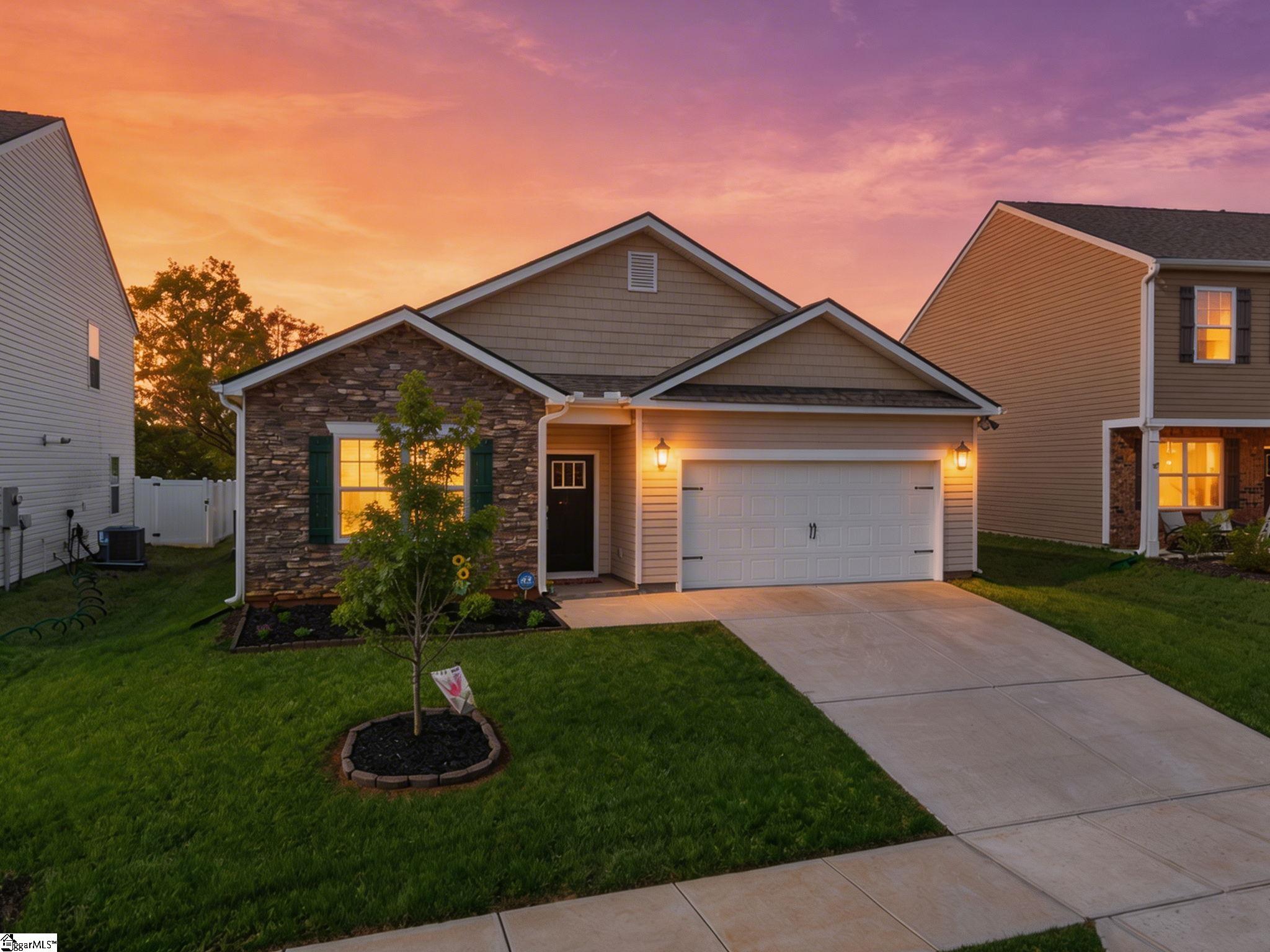 16 Oak Edge Lane