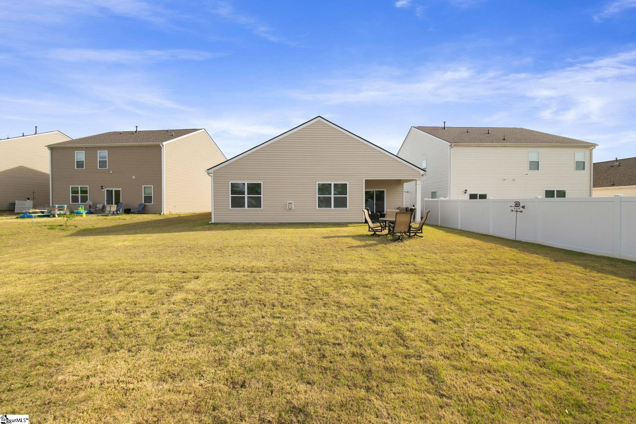 16 Oak Edge Lane