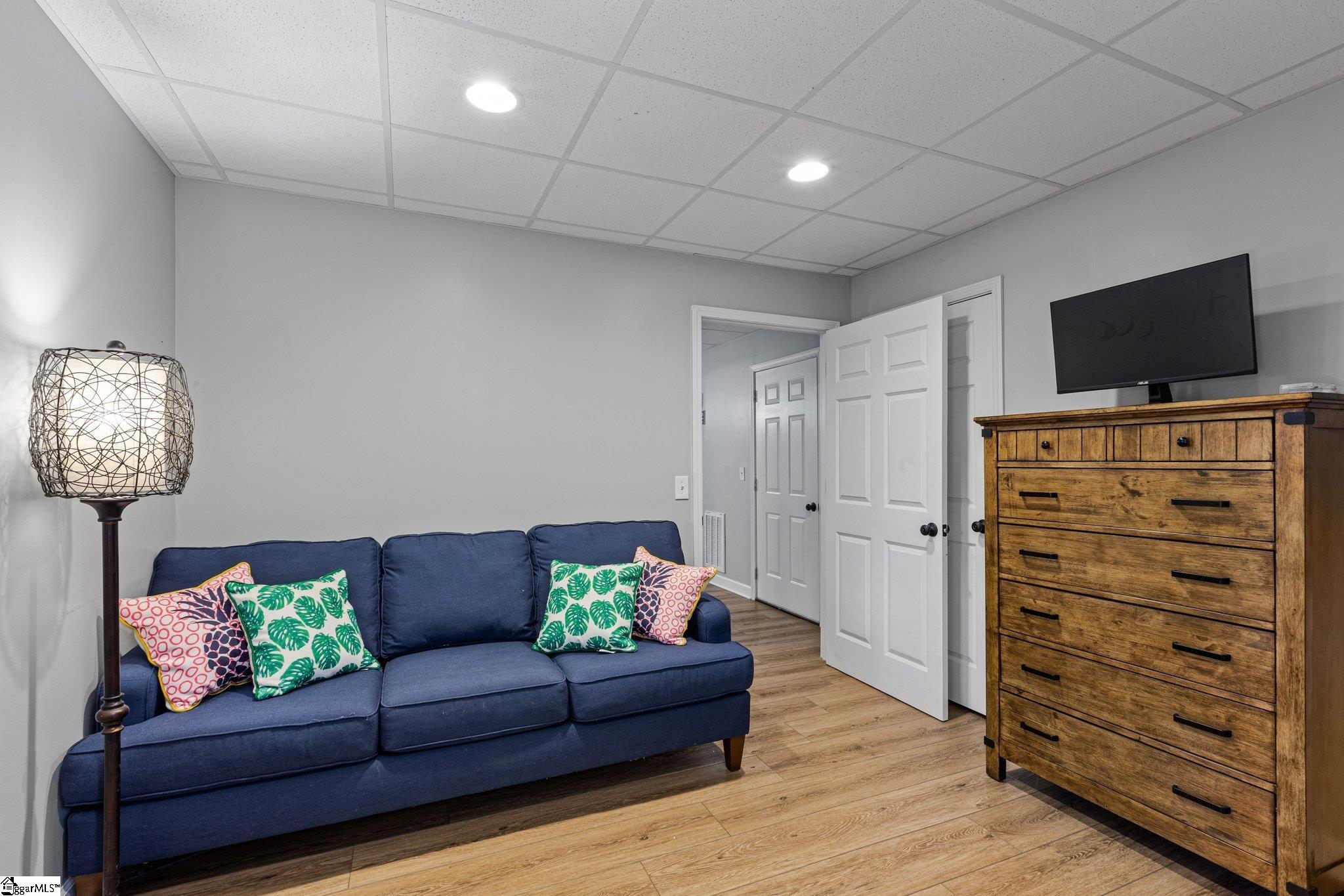 322 Shorecrest Drive