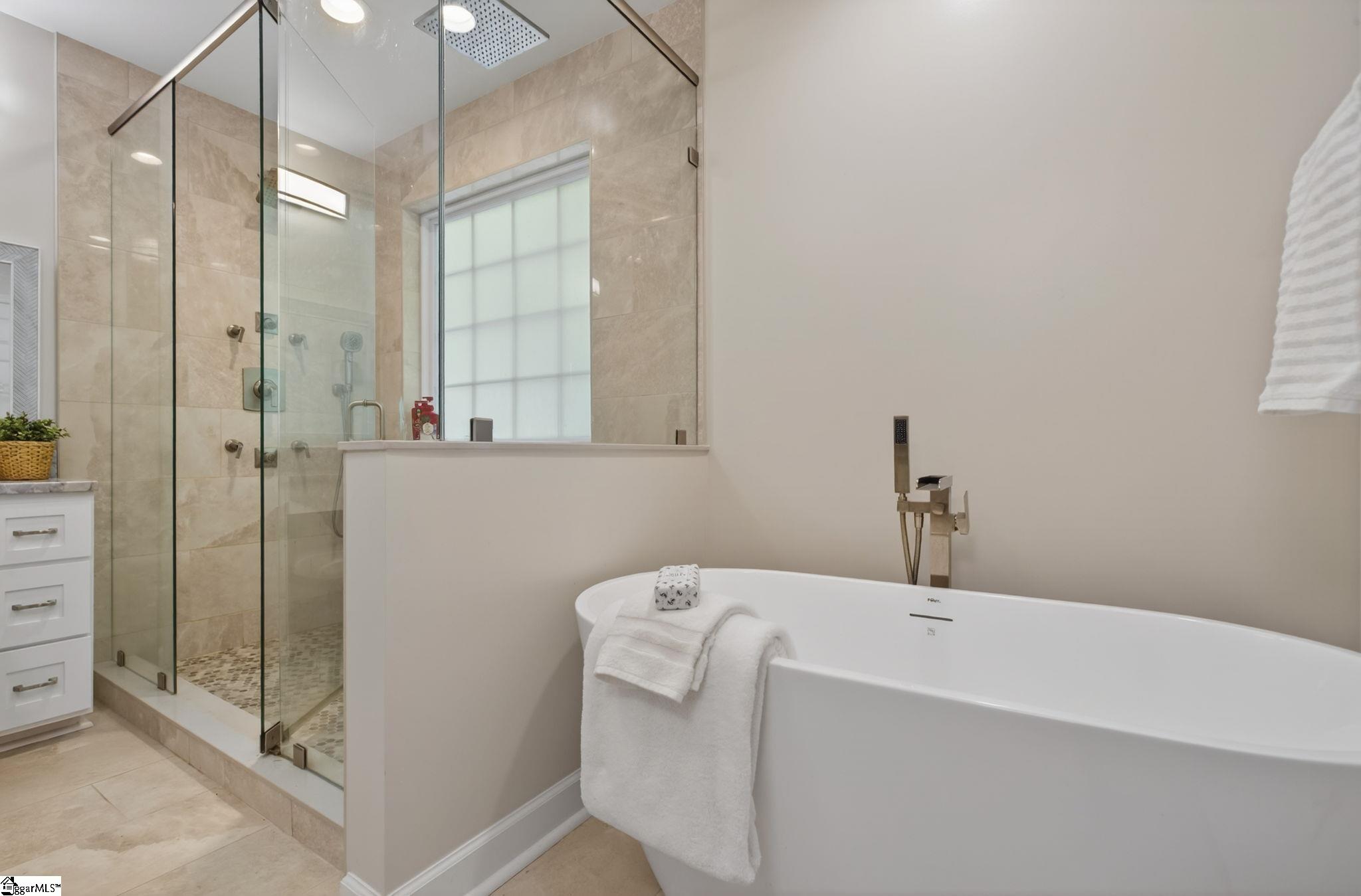 322 Shorecrest Drive