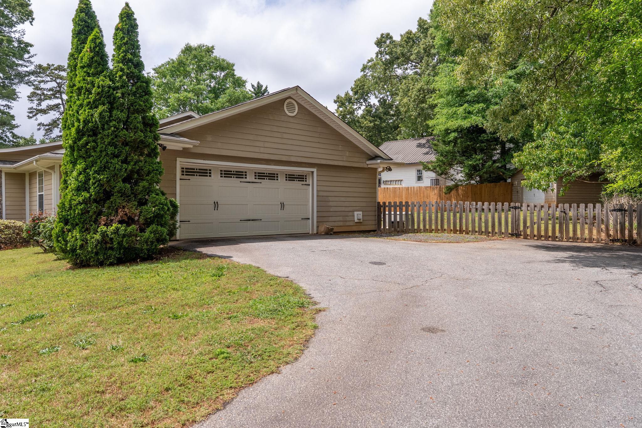 420 Holland Road
