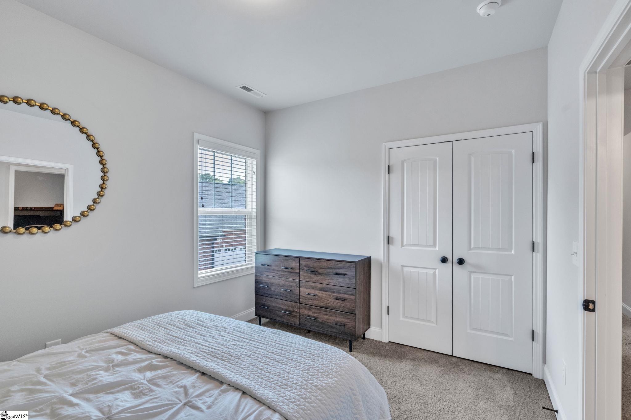 110 Bonaire Pt Point