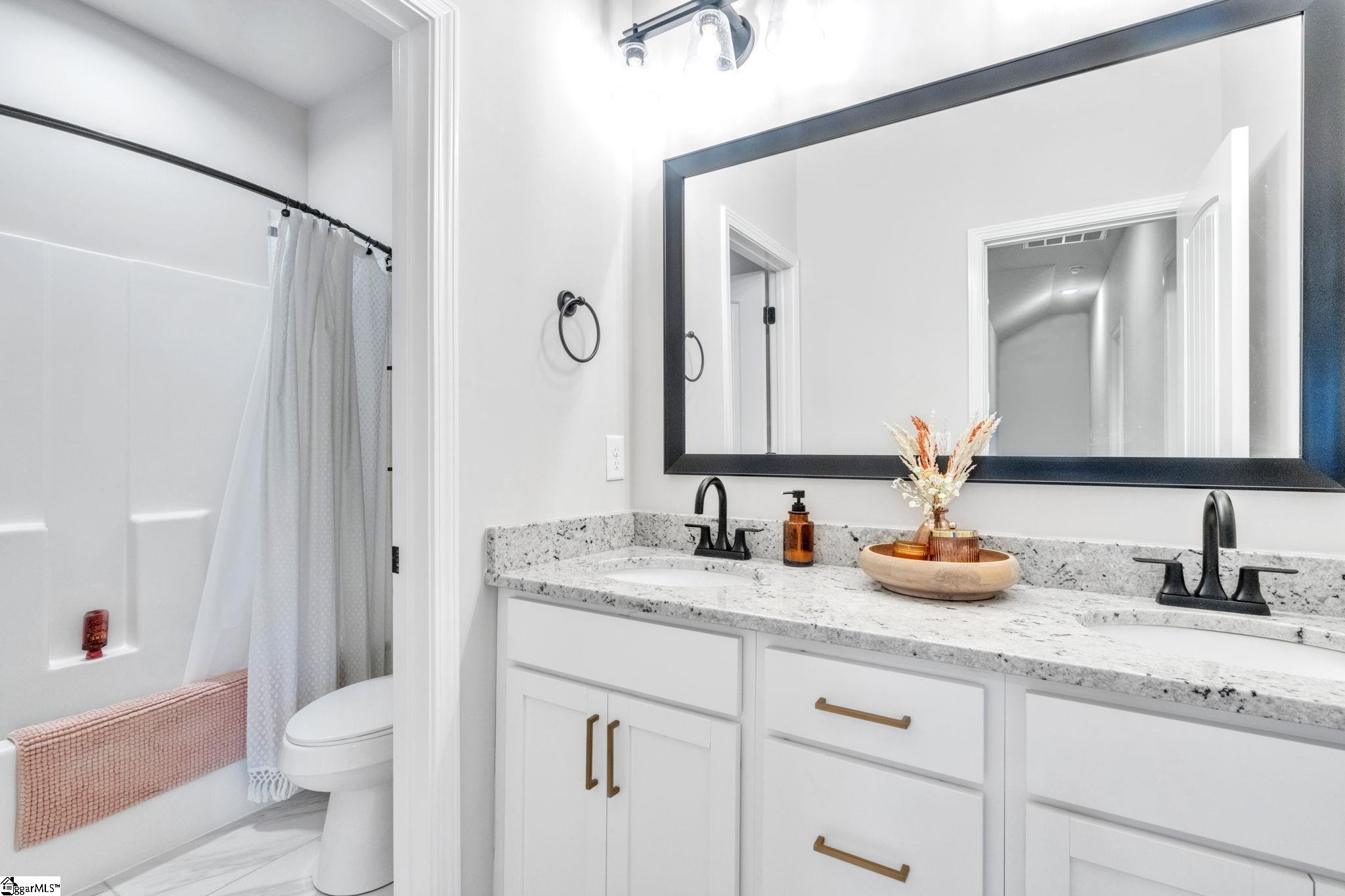 110 Bonaire Pt Point