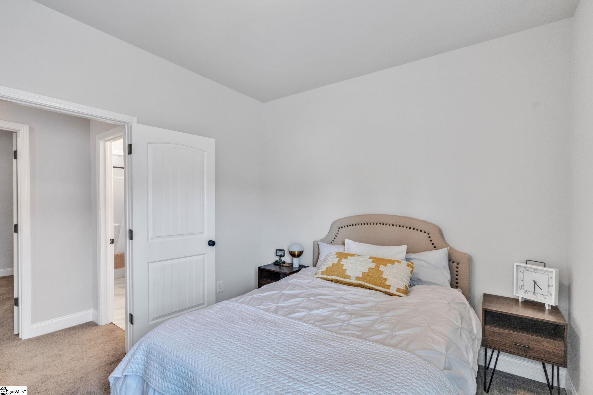 110 Bonaire Pt Point