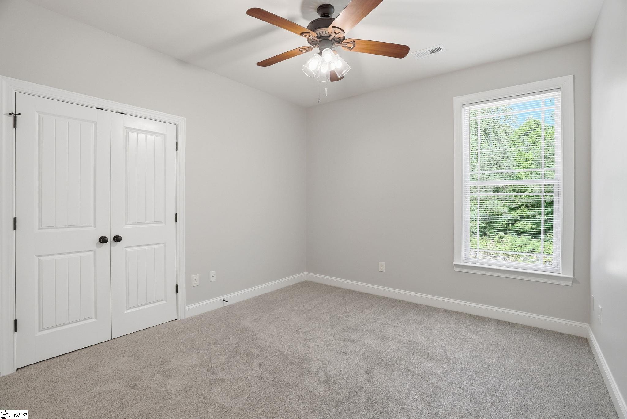 44 Crossland Way