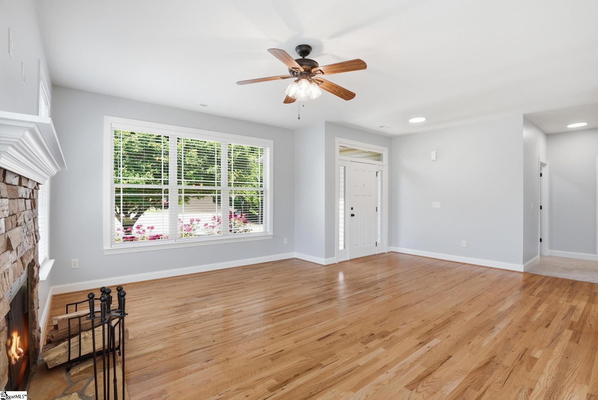 44 Crossland Way