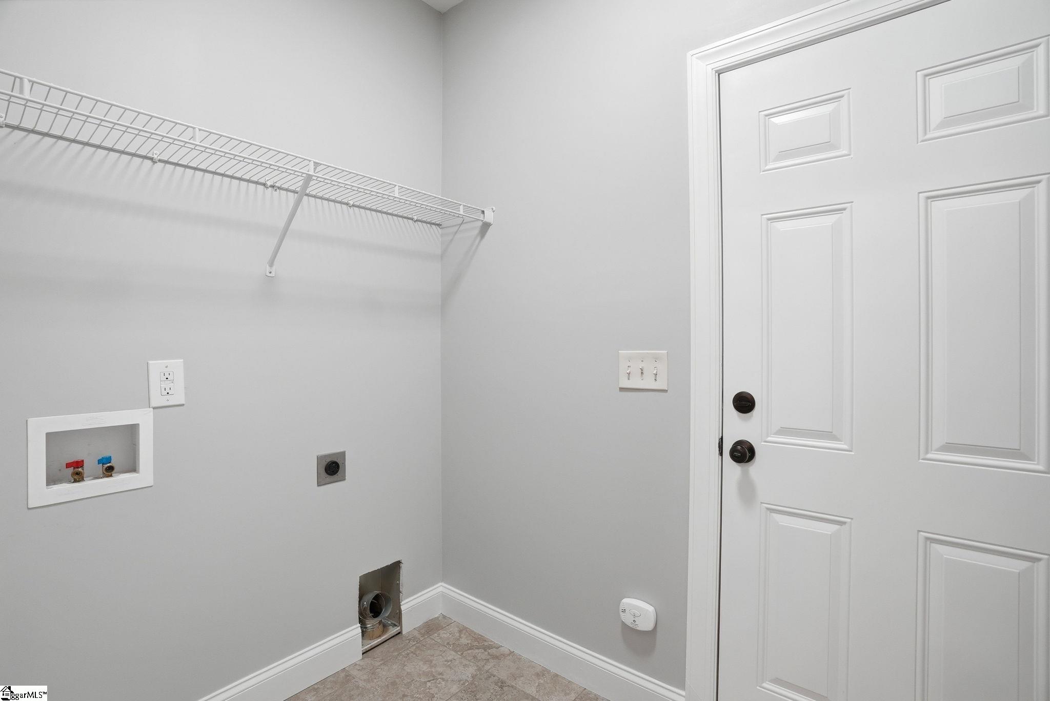 44 Crossland Way