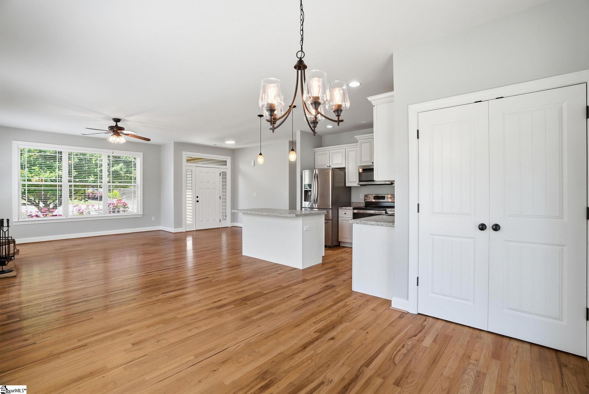 44 Crossland Way