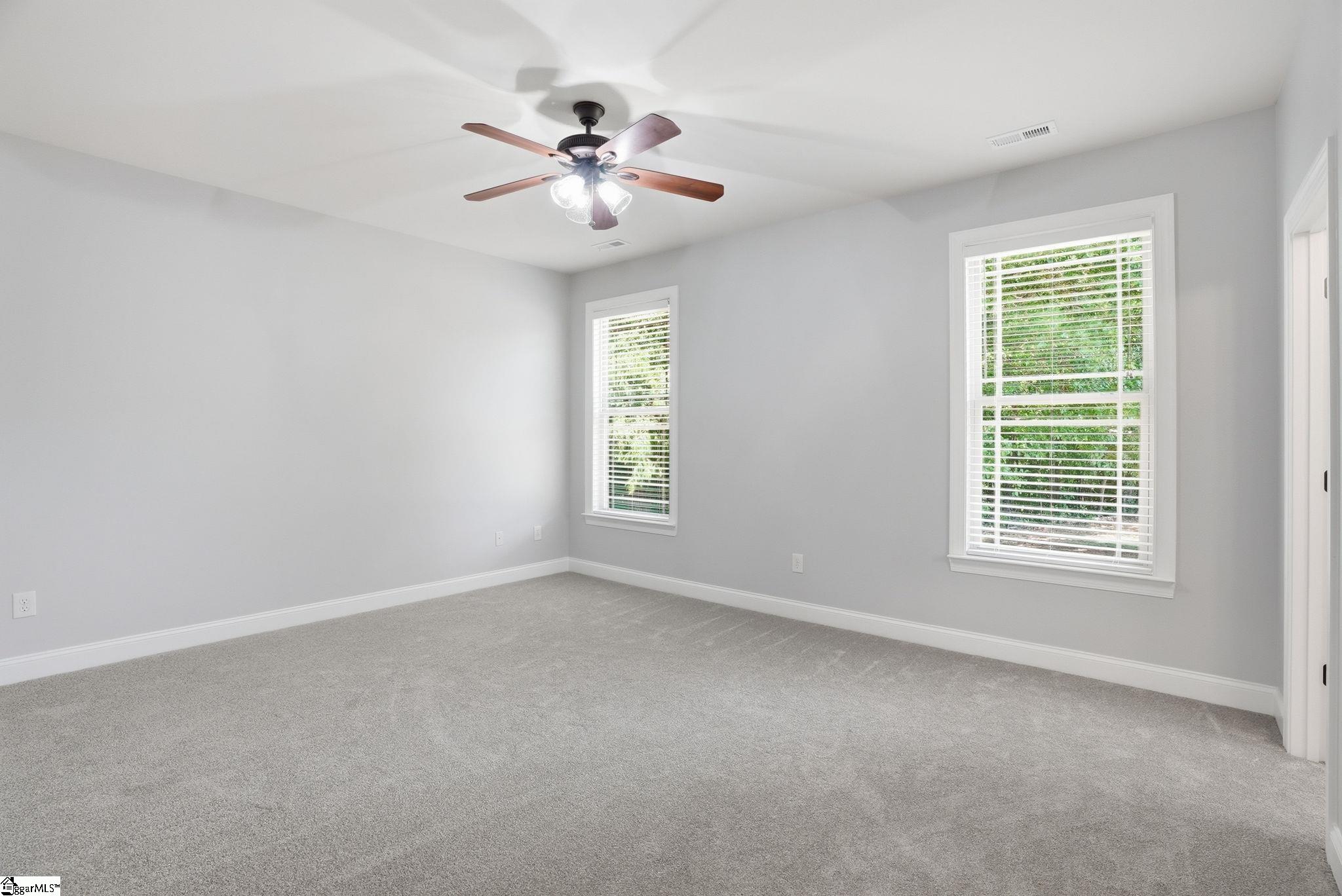 44 Crossland Way