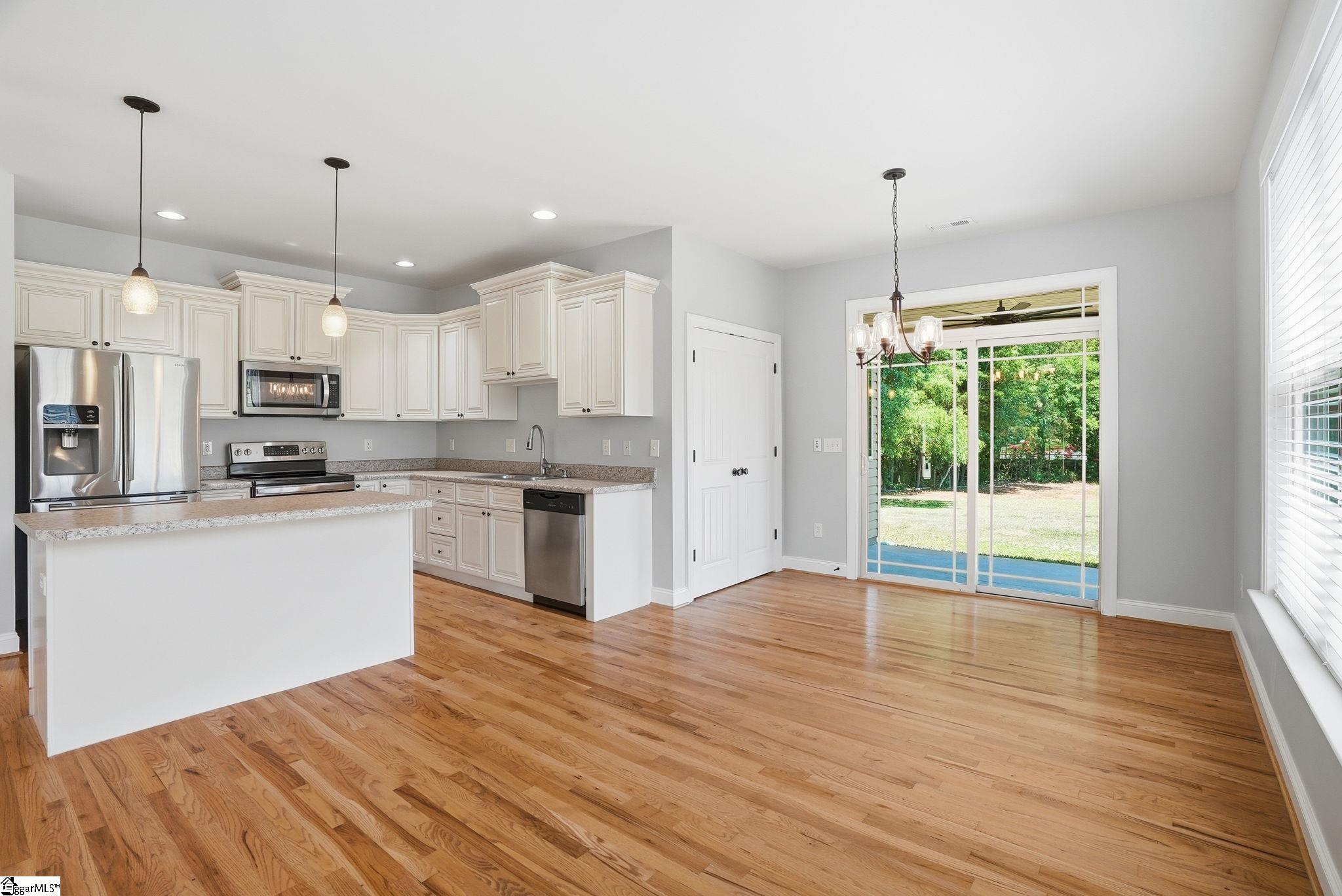 44 Crossland Way
