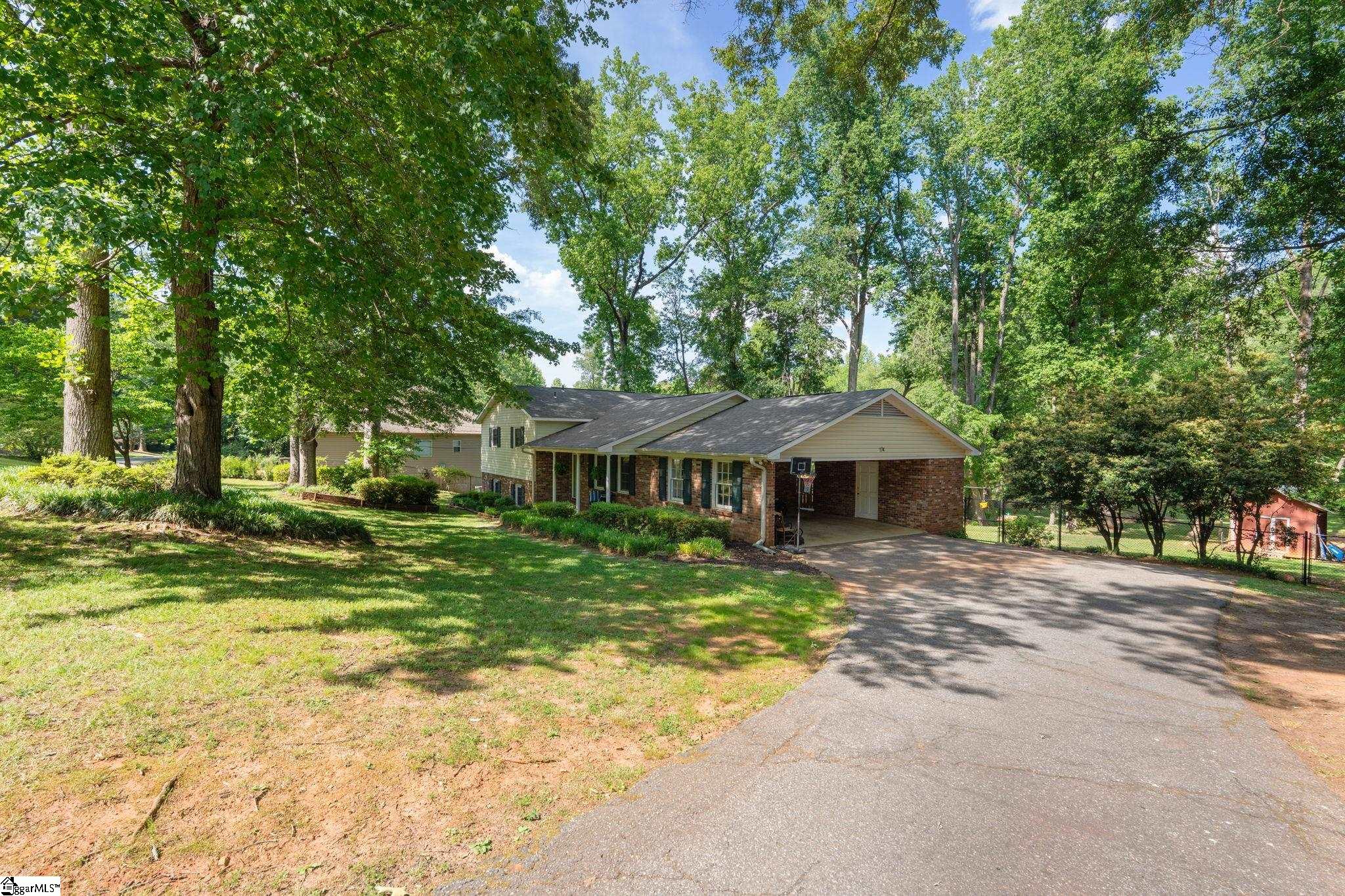 174 Brookgreen Drive