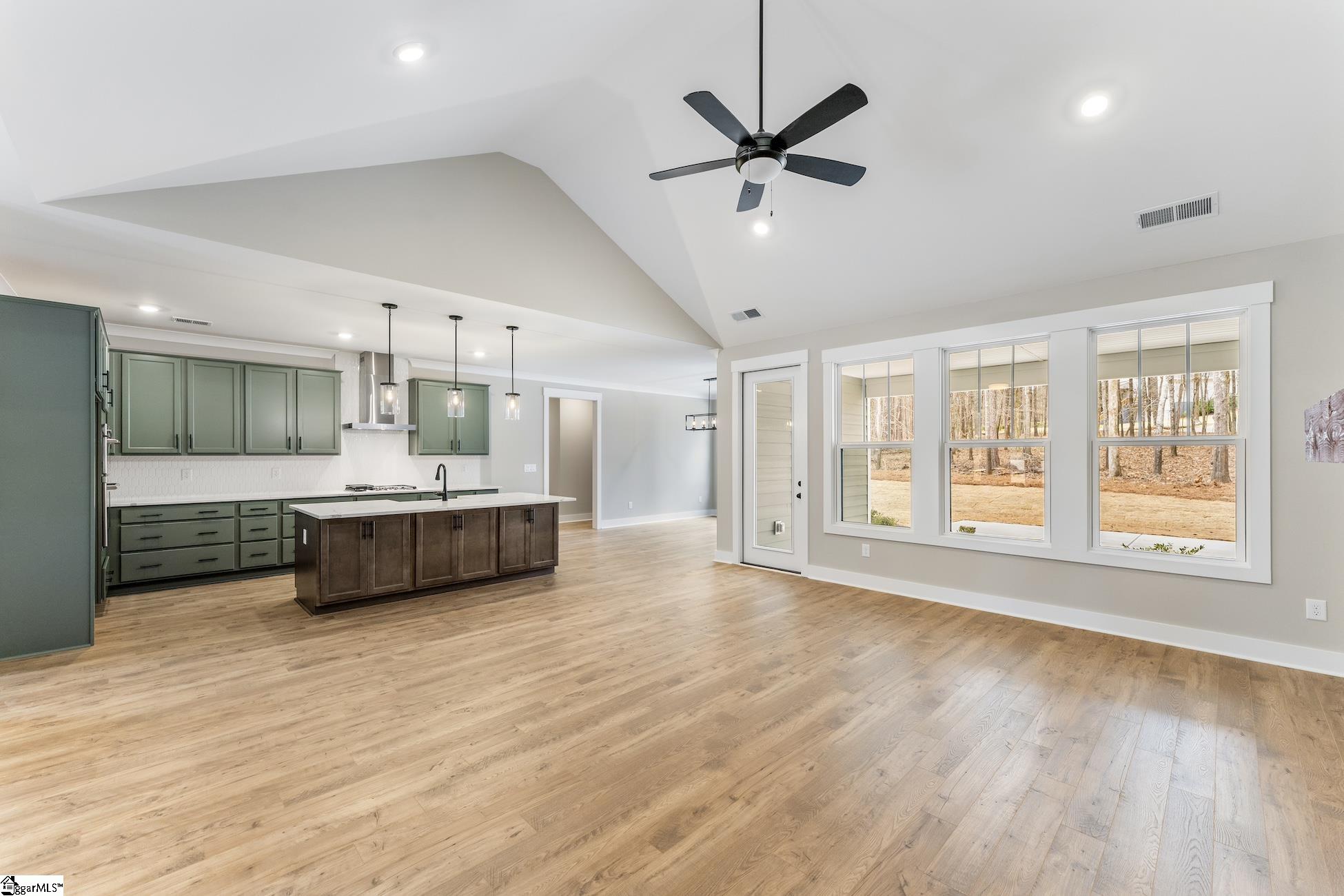 515 Ritchie Road
