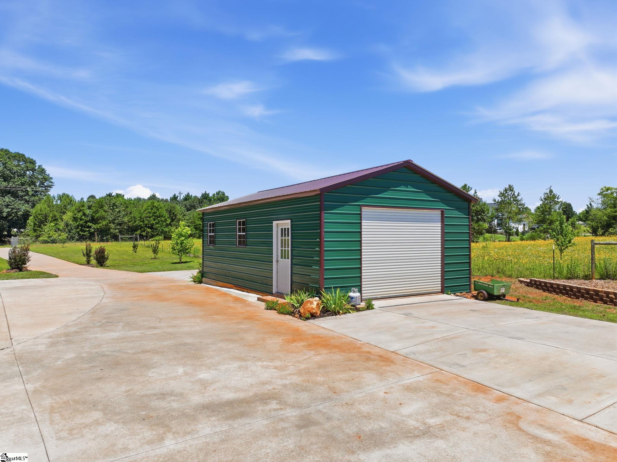 216 Burnt Tanyard Road