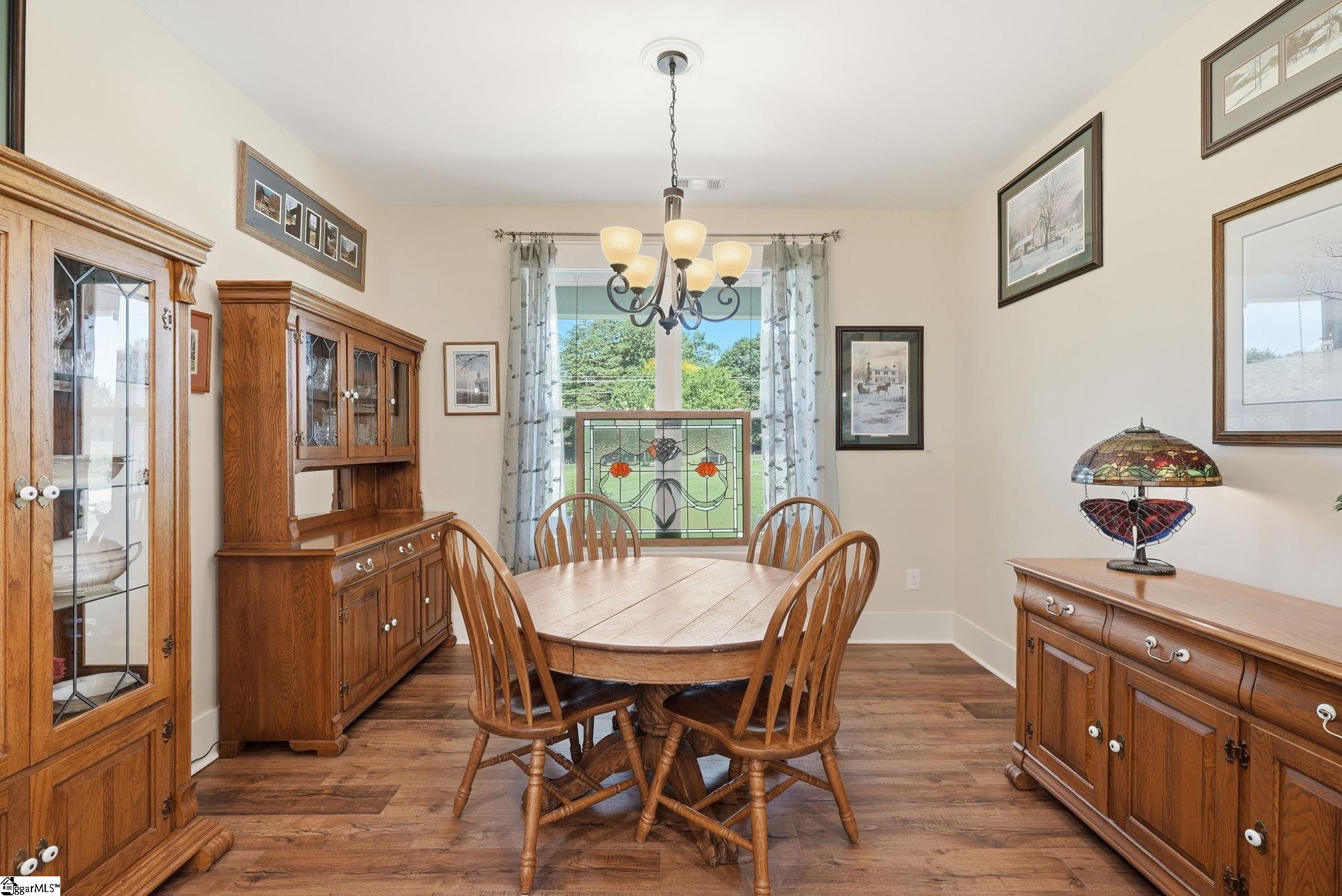 216 Burnt Tanyard Road