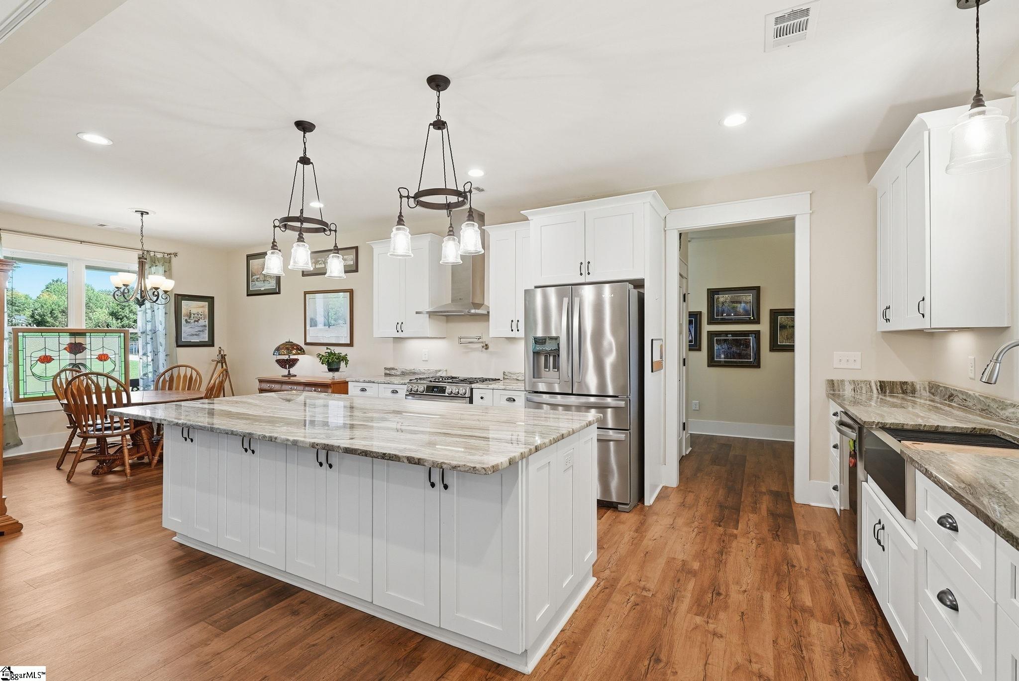 216 Burnt Tanyard Road