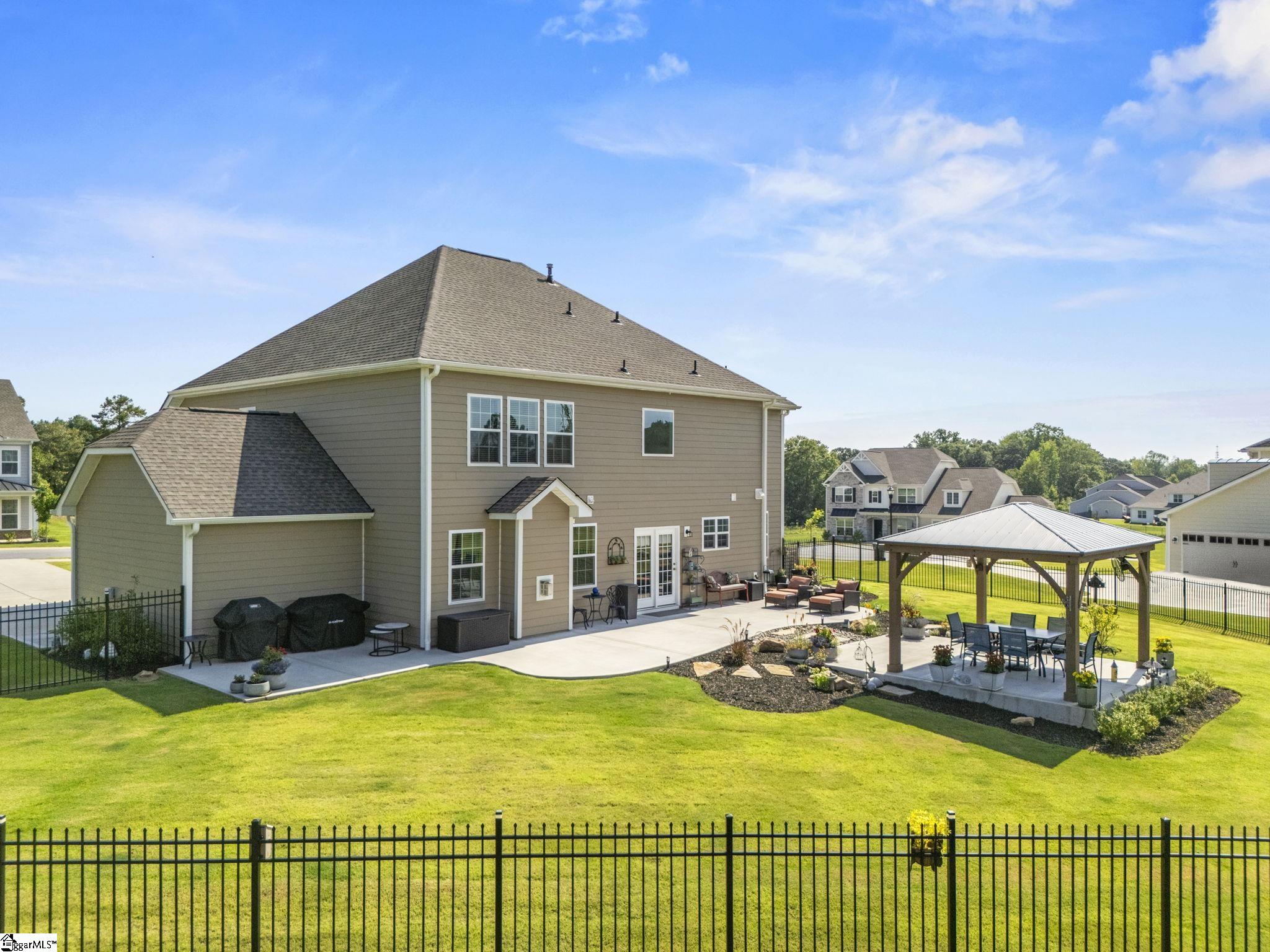208 Isleview Place