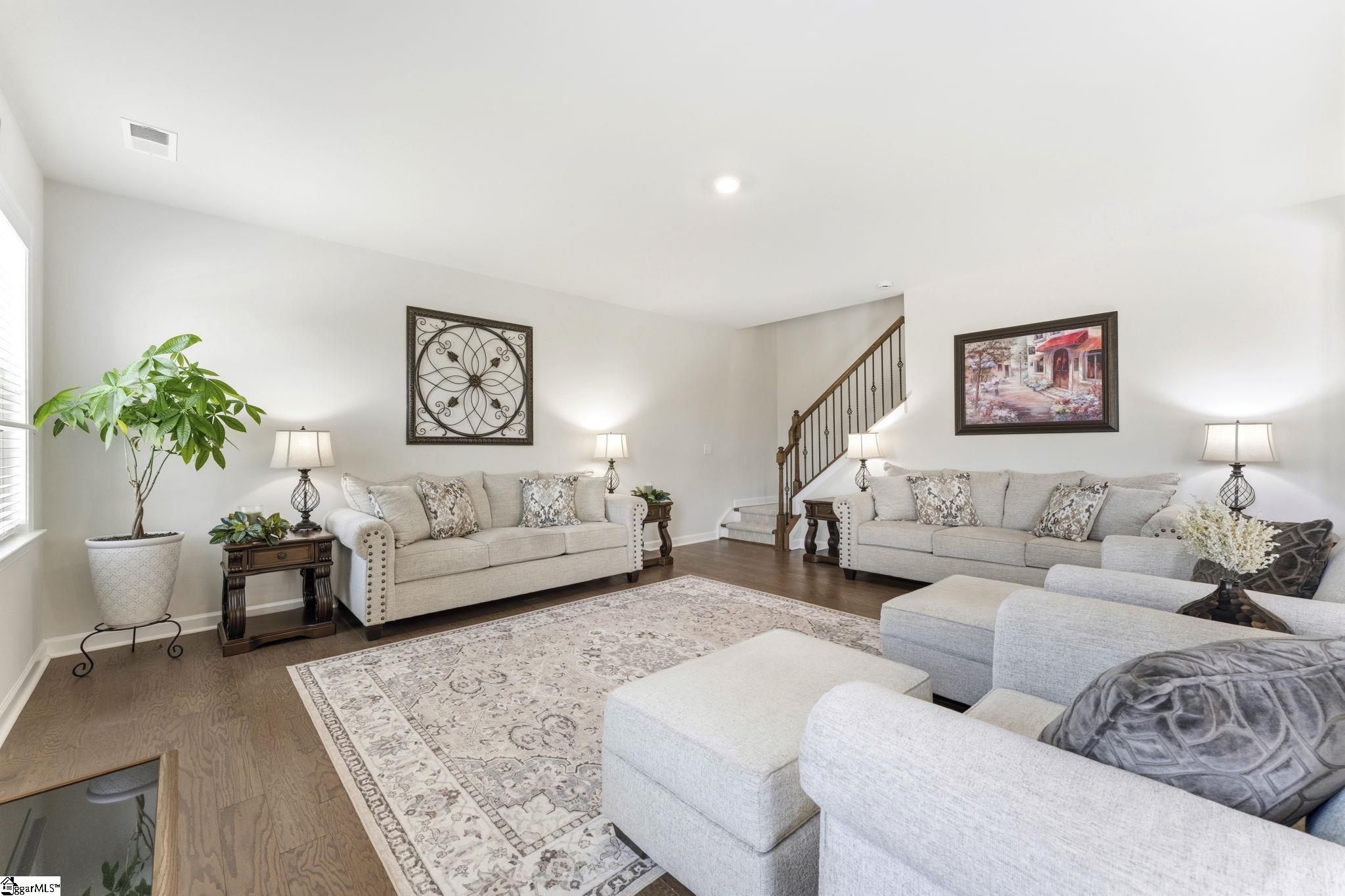 208 Isleview Place