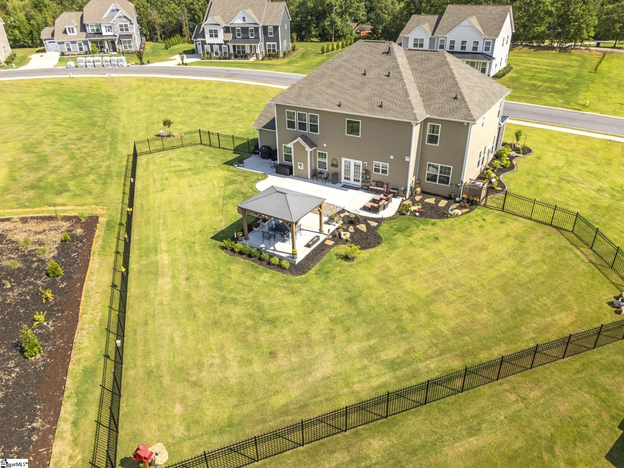 208 Isleview Place