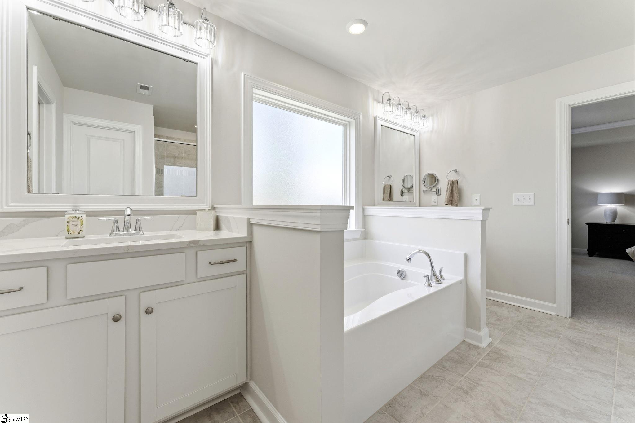 208 Isleview Place