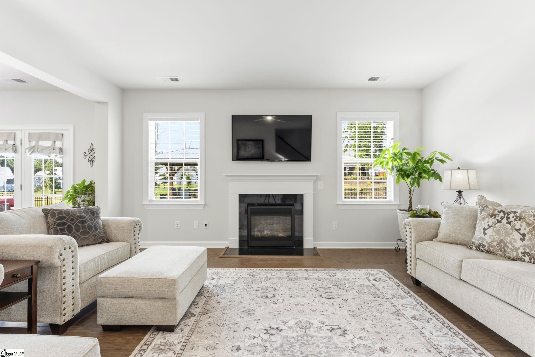 208 Isleview Place