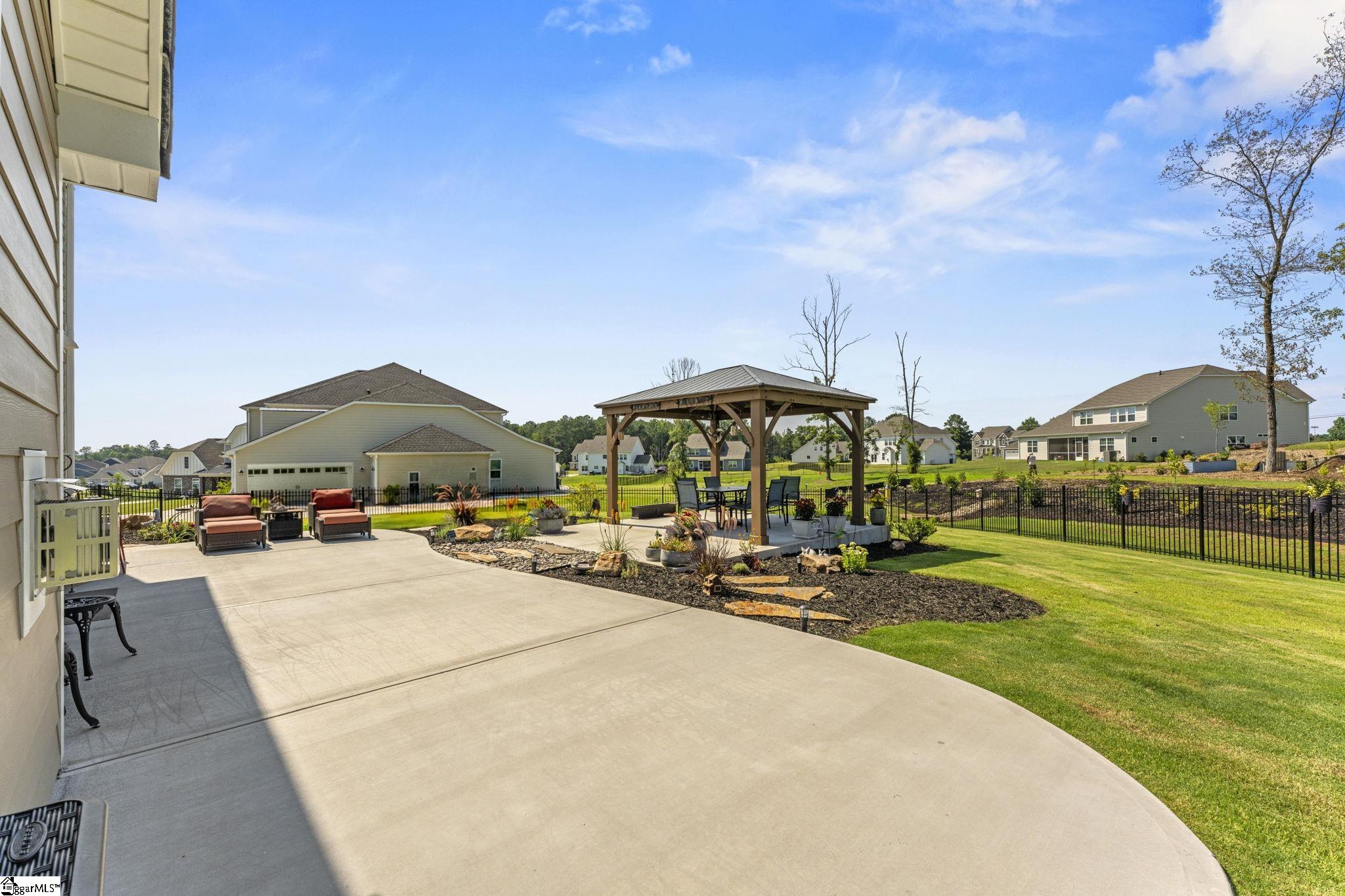 208 Isleview Place
