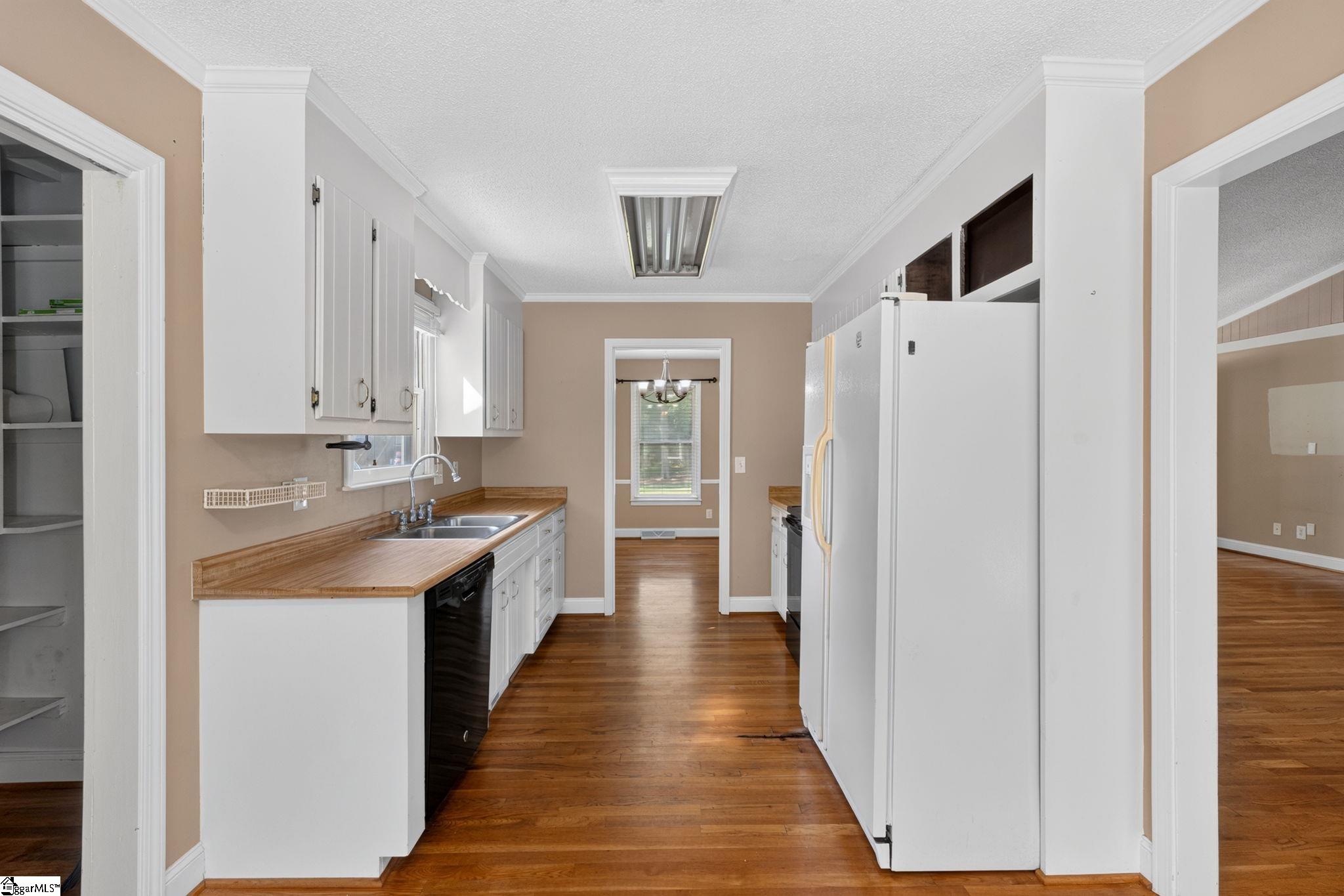 210 Saratoga Drive