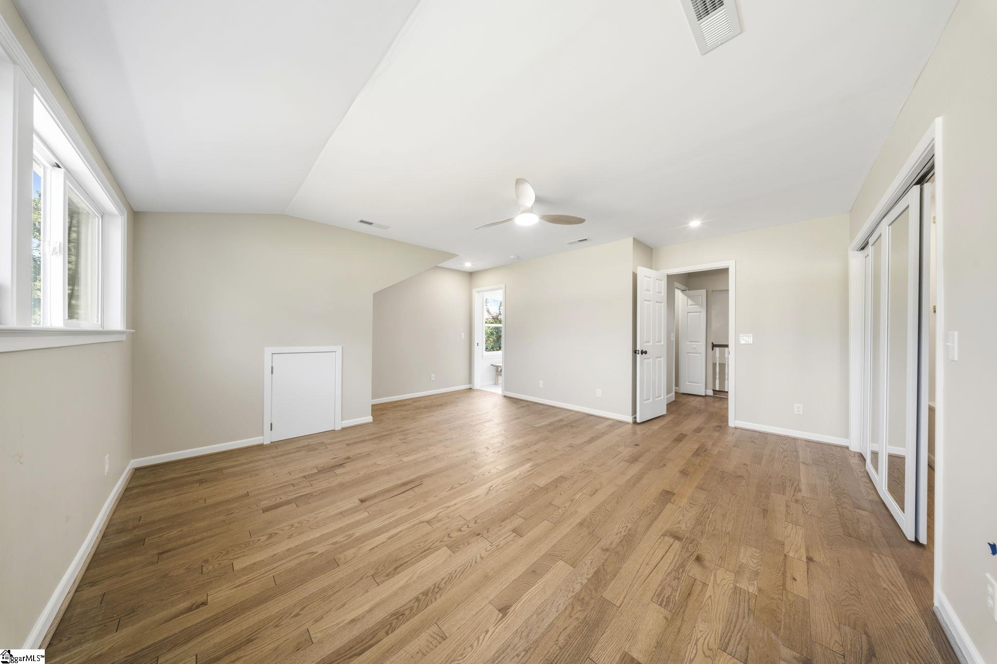 414 Phillips Lane