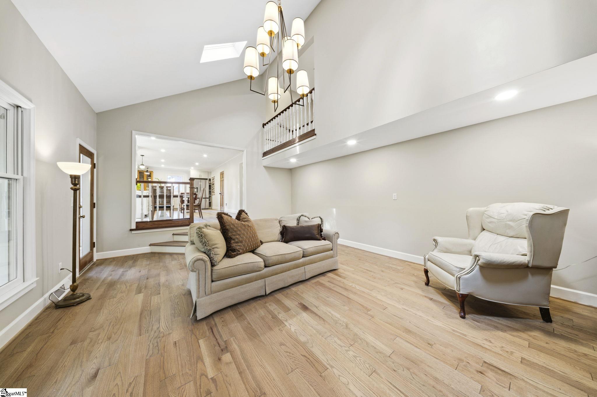 414 Phillips Lane