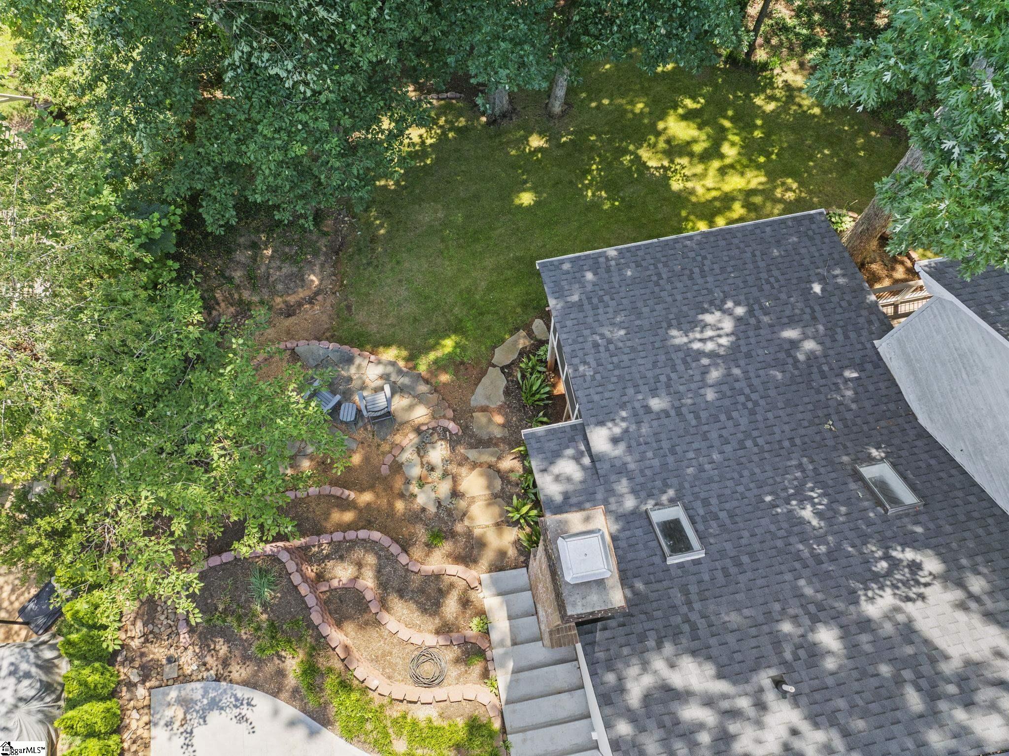 414 Phillips Lane