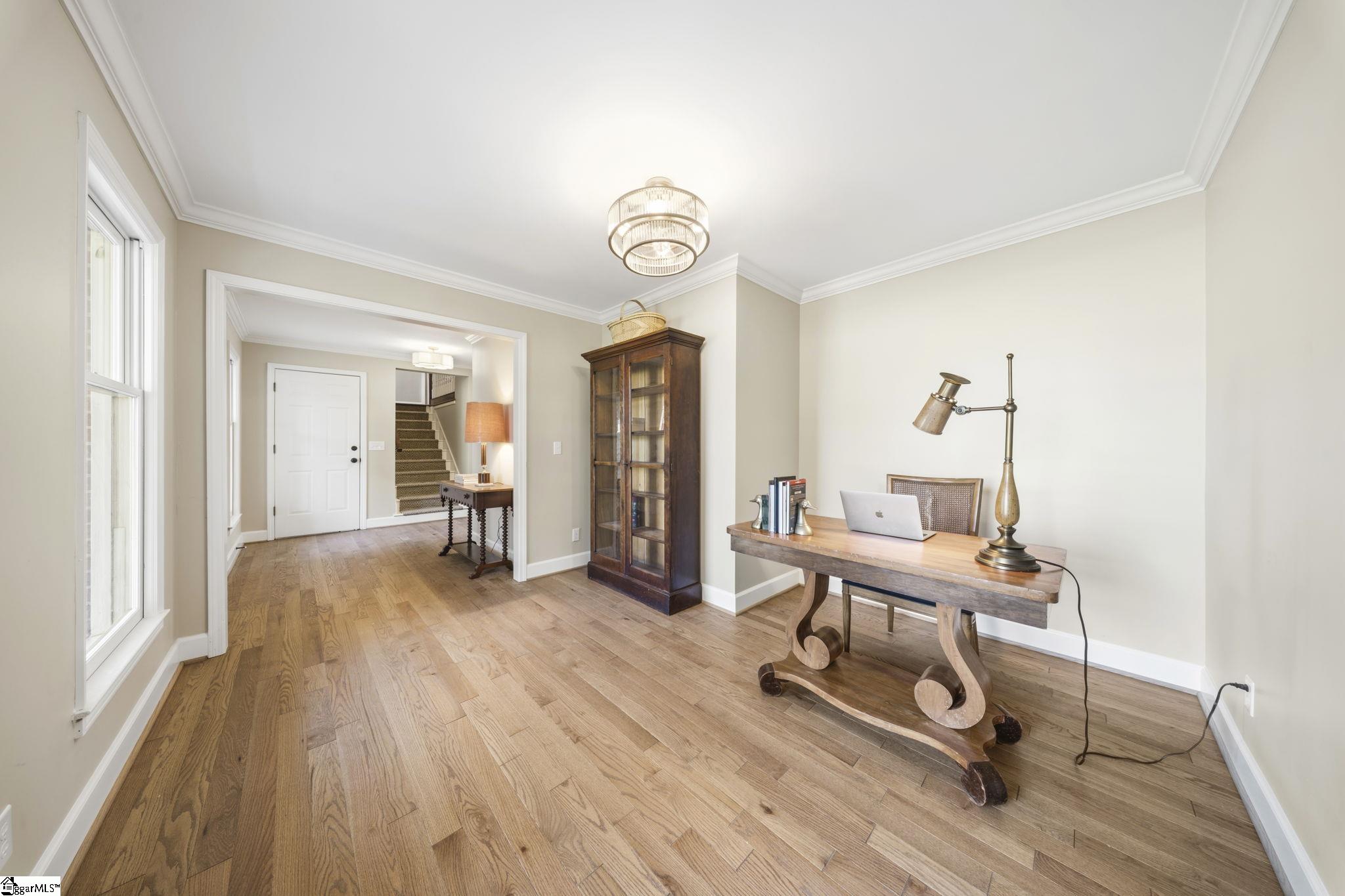 414 Phillips Lane