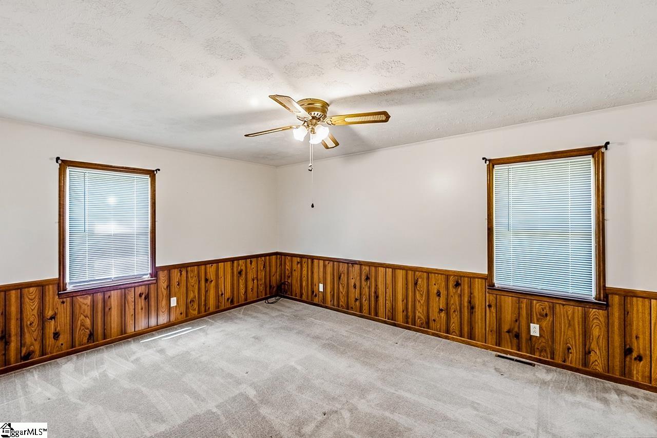 1038 Rhymes Lane
