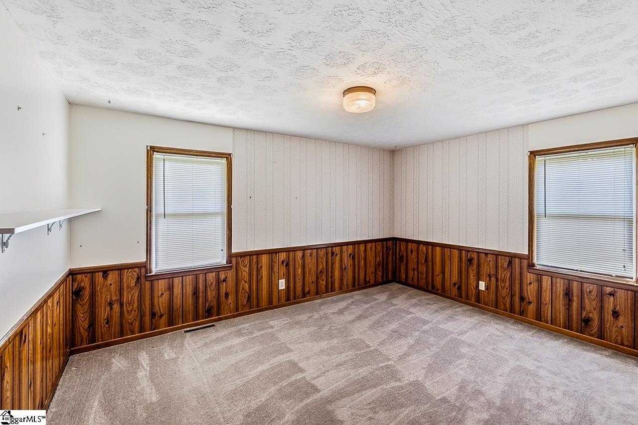 1038 Rhymes Lane