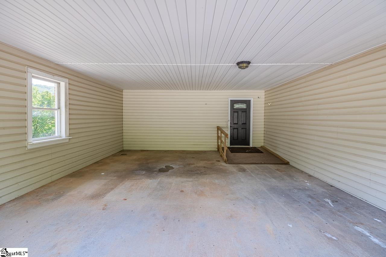 1038 Rhymes Lane