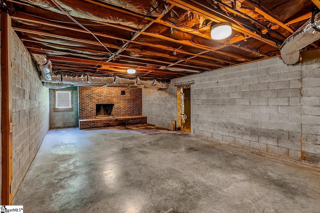1038 Rhymes Lane