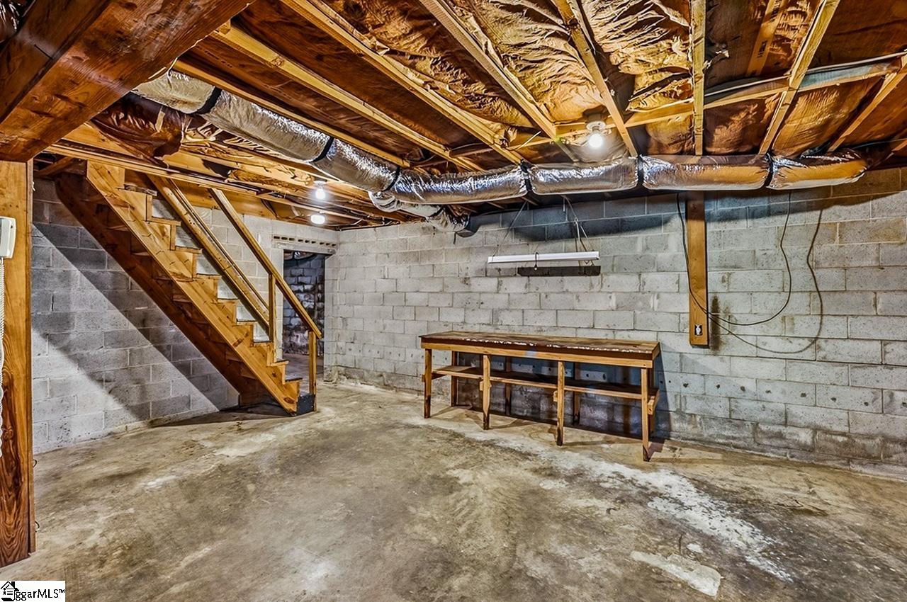 1038 Rhymes Lane