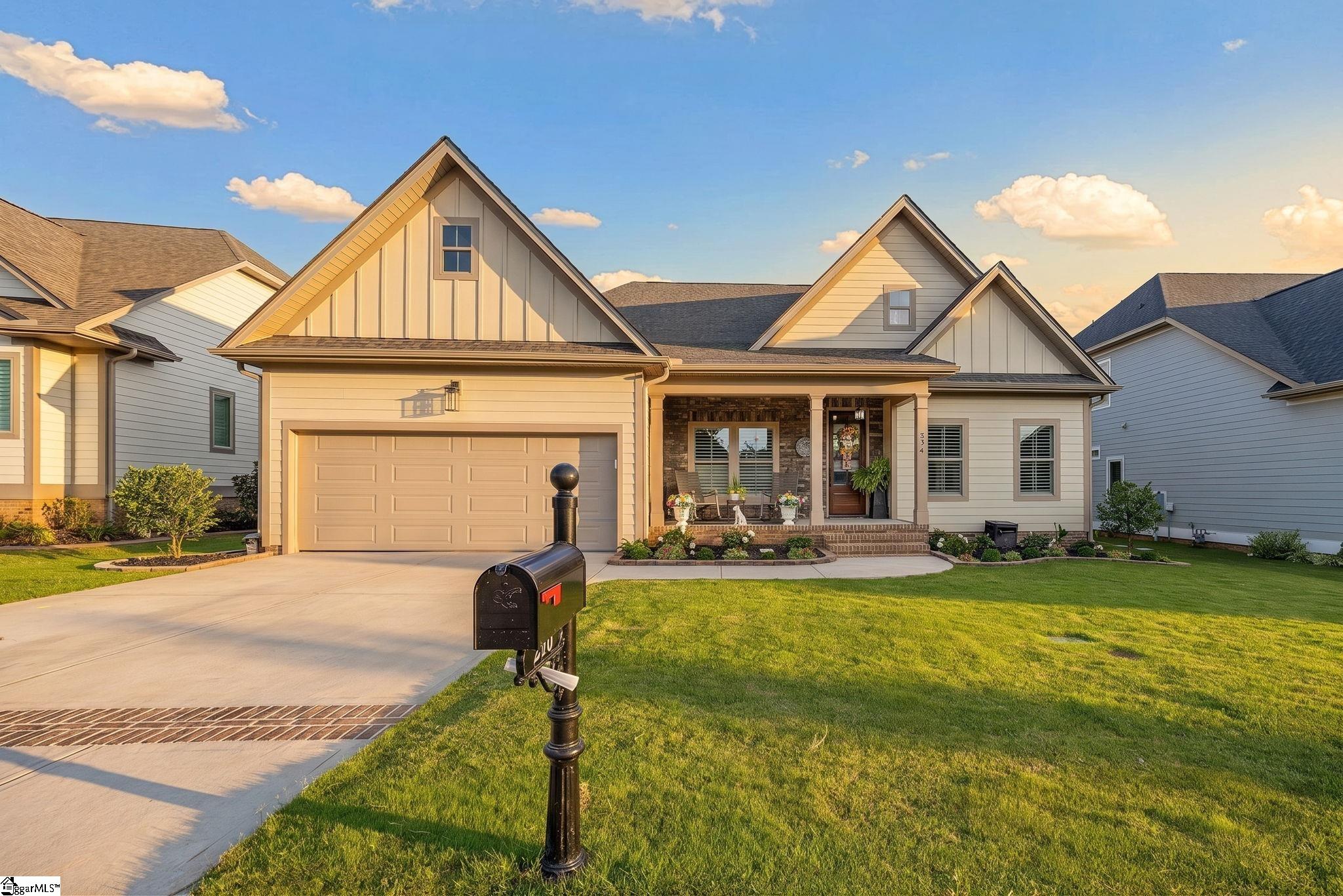 216 Coronado Court