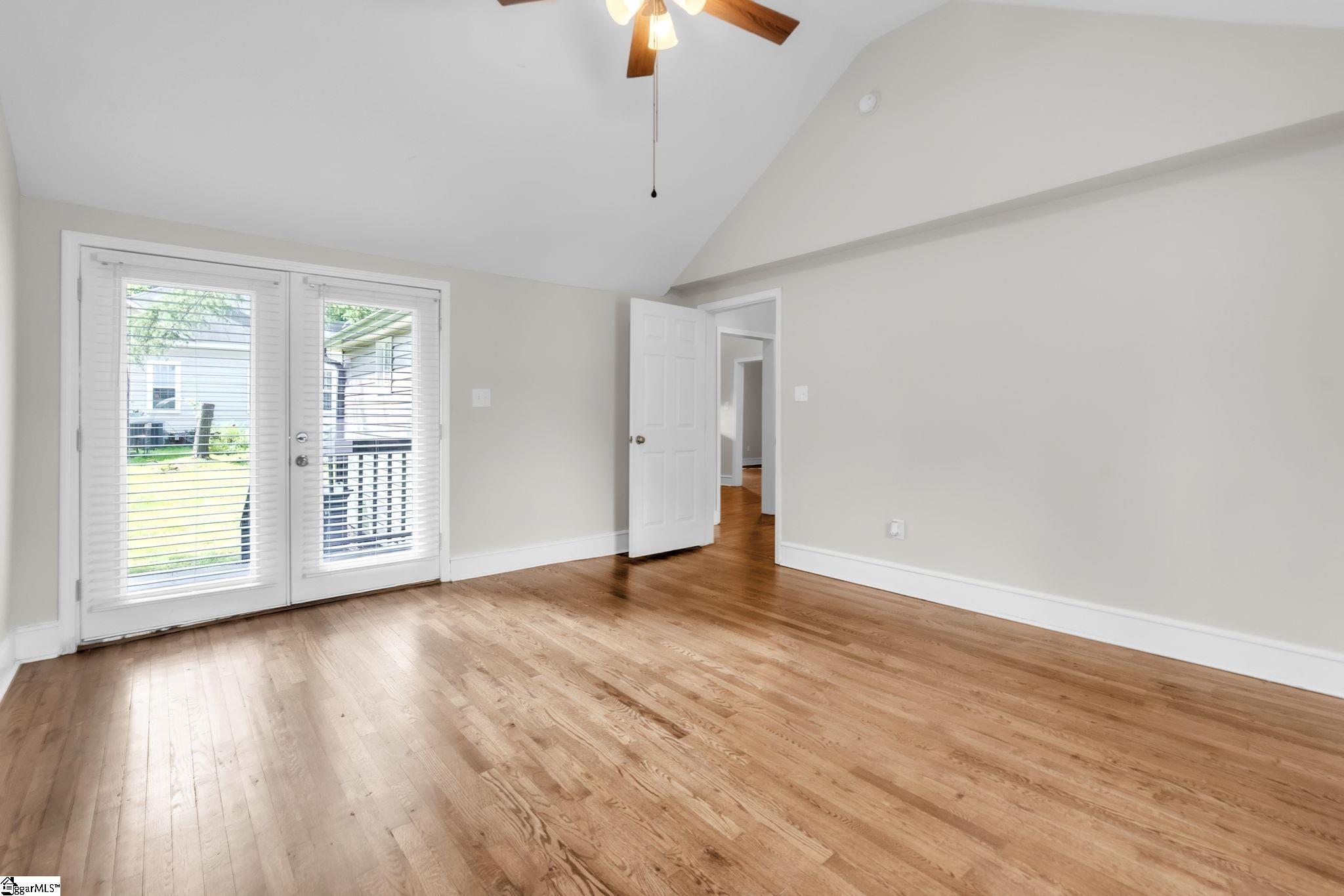 901 S 5th Street