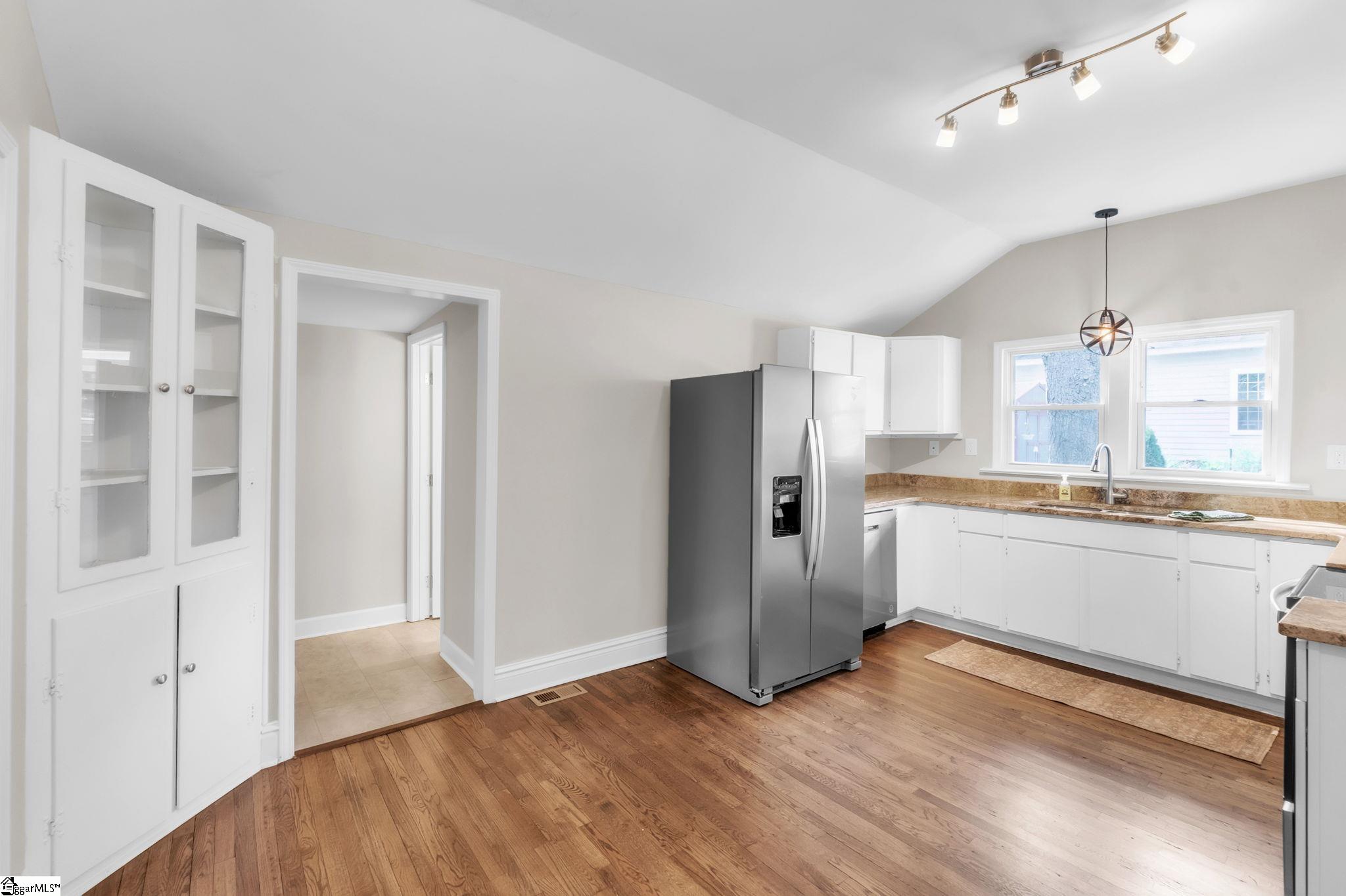 901 S 5th Street