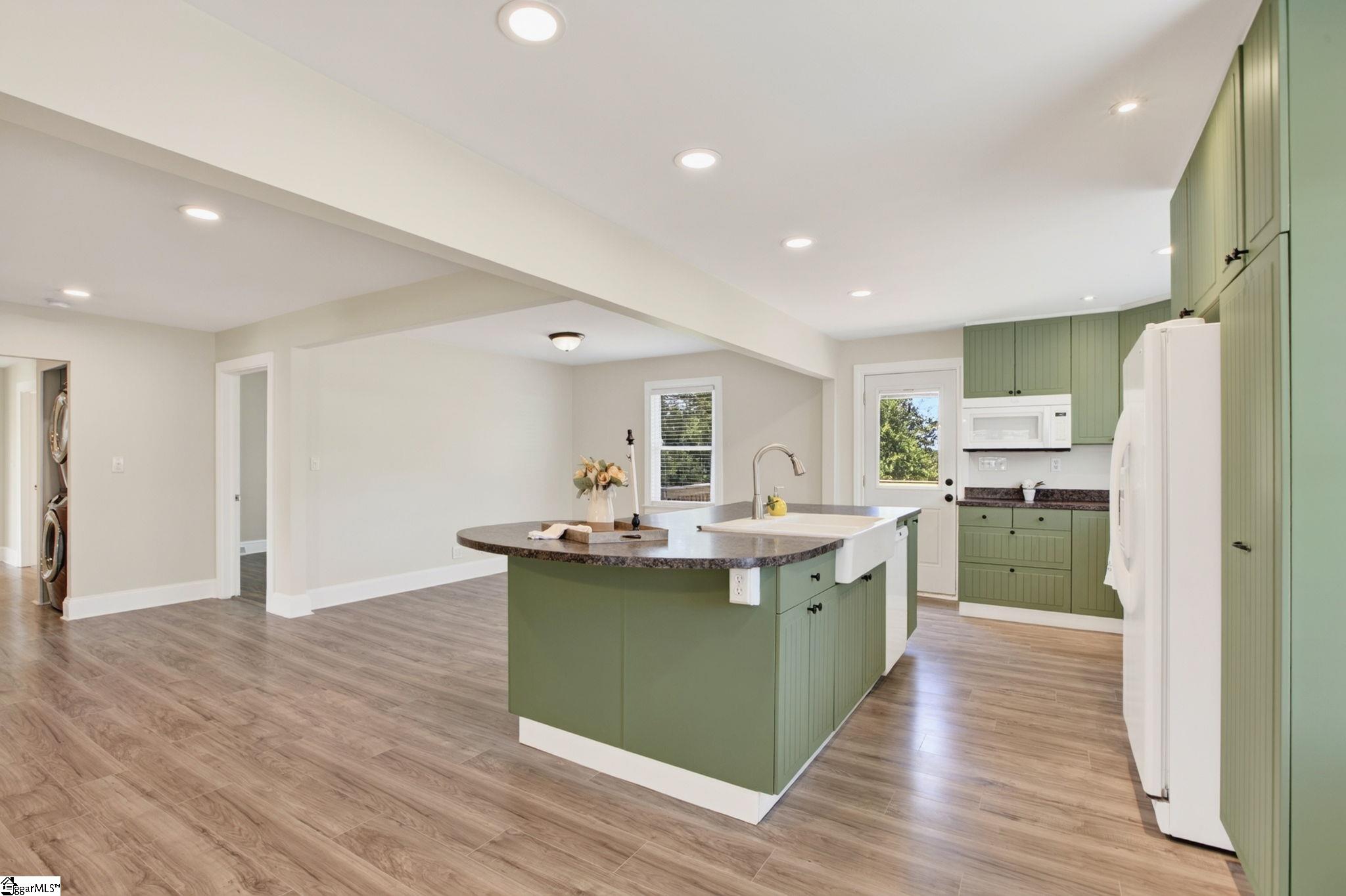 108 Mountain View Avenue