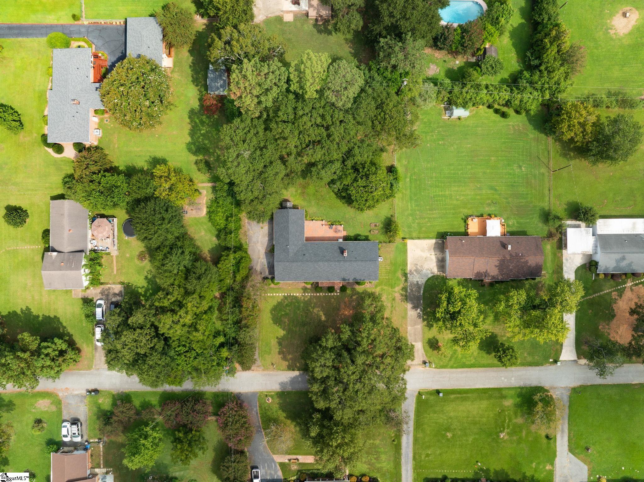 105 Thunderbird Place