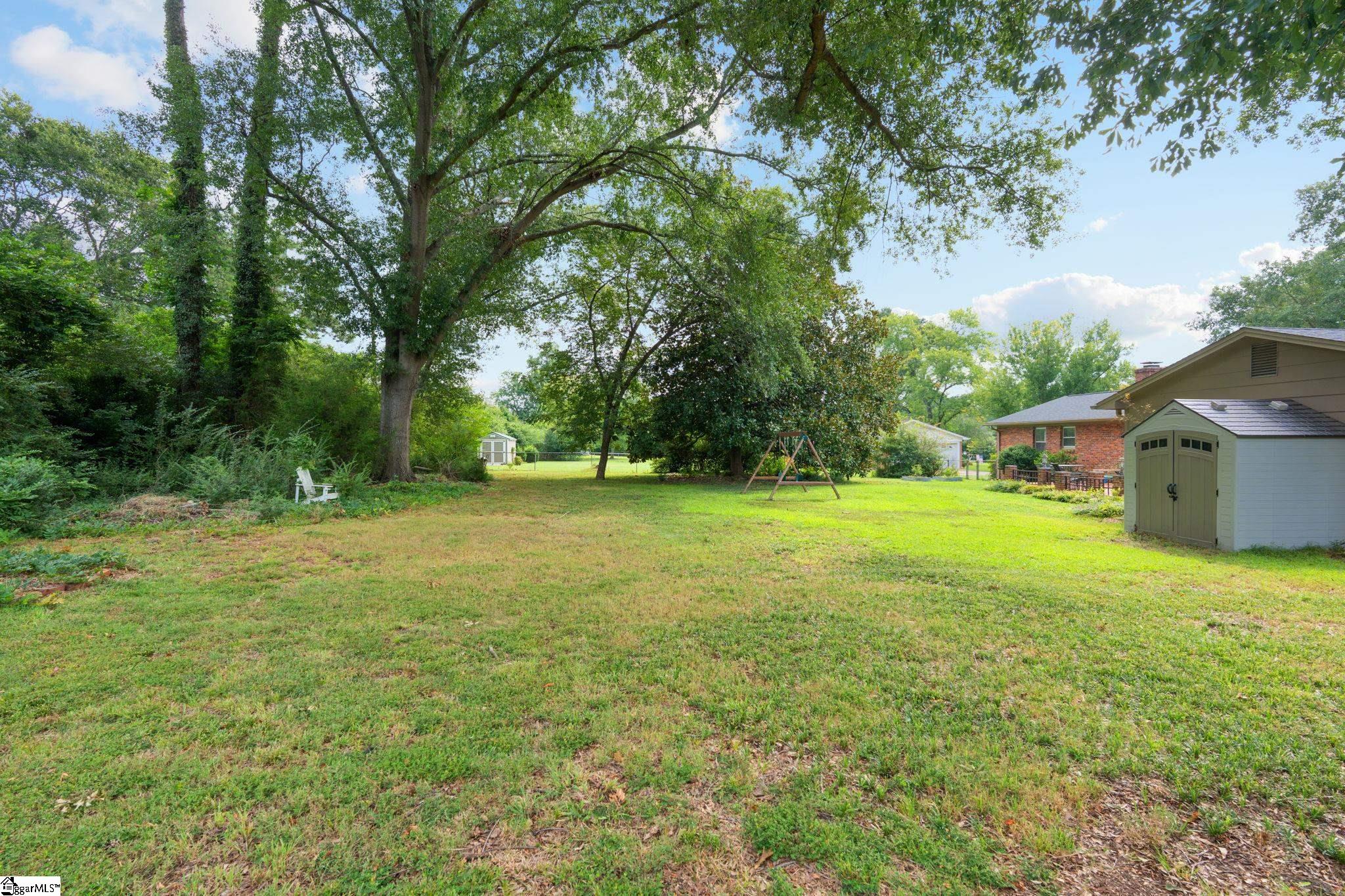 105 Thunderbird Place