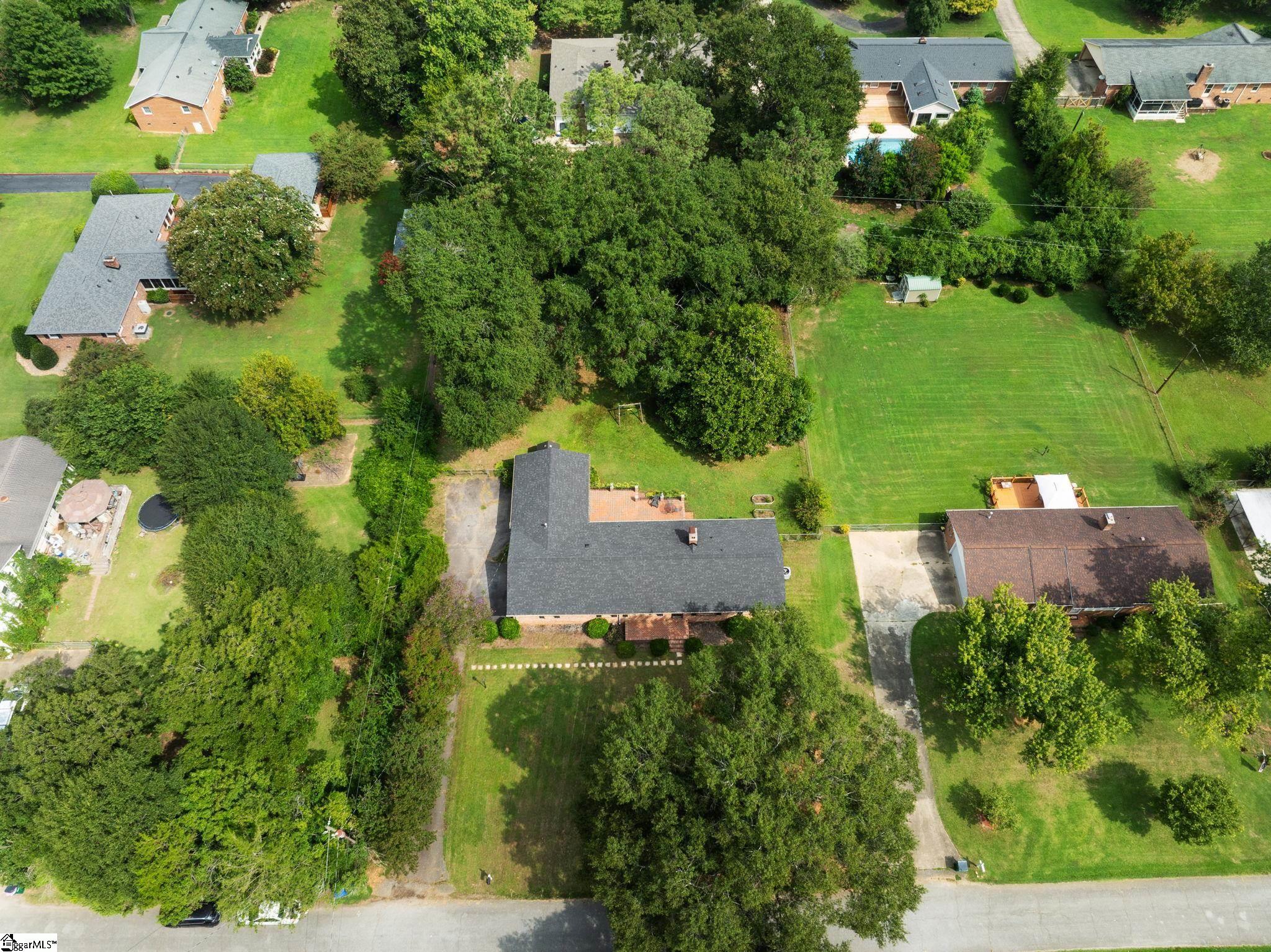 105 Thunderbird Place