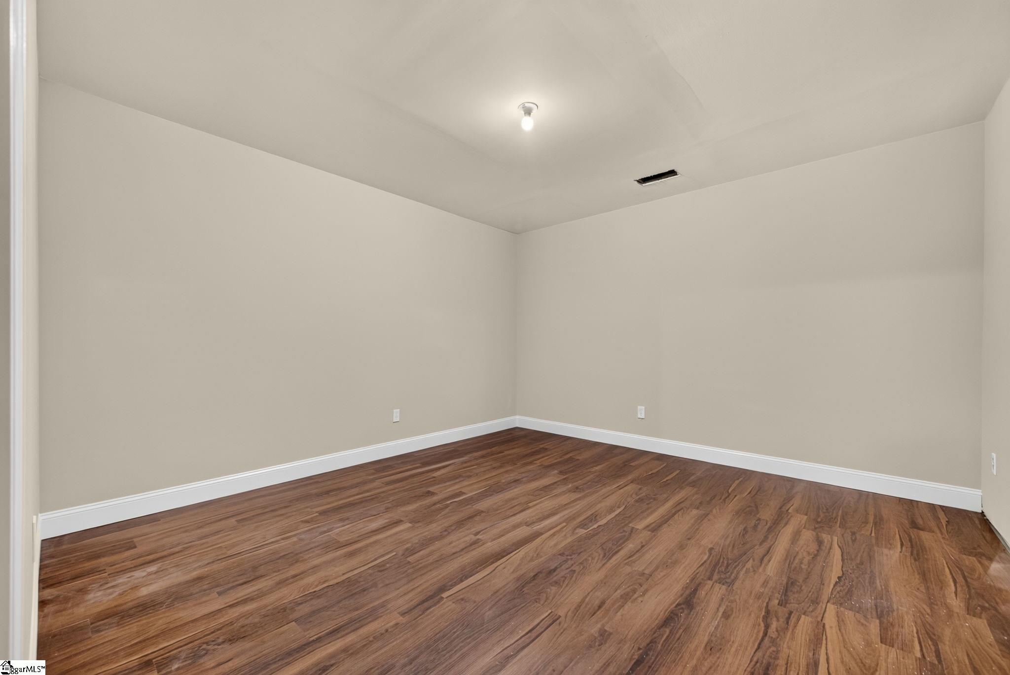710 Winston Oaks Court