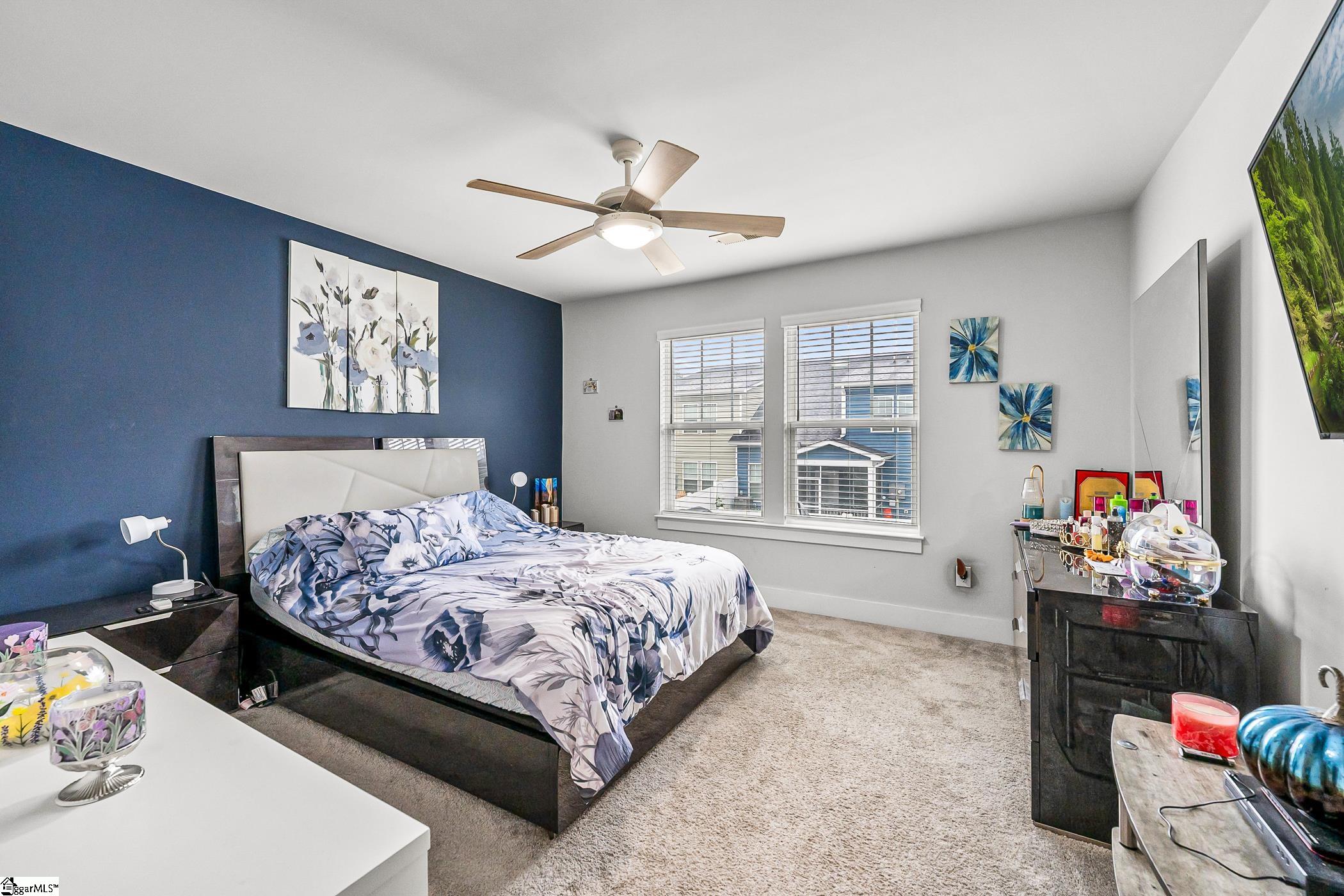 114 Pine Hollow Place