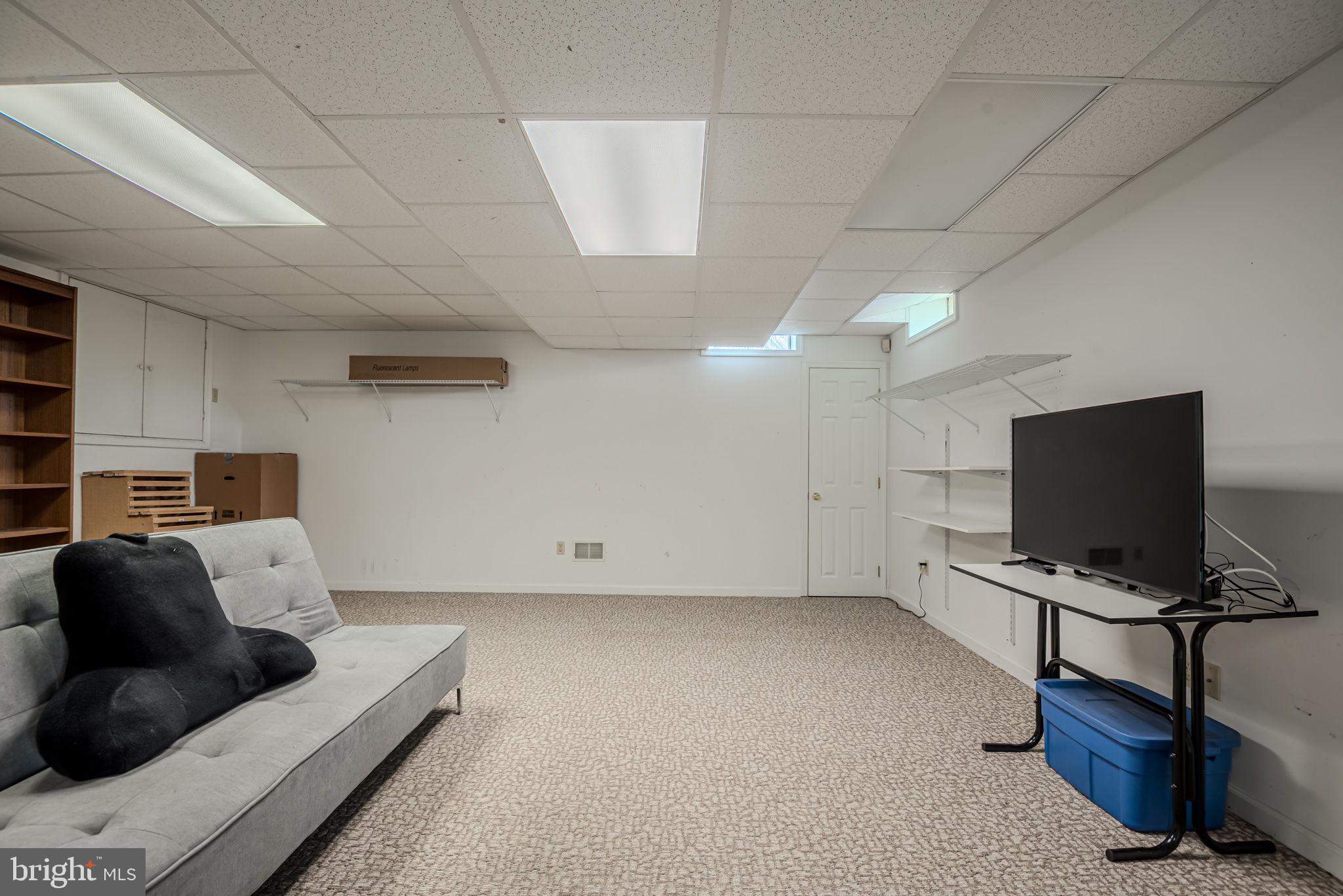 29 SILVERWOOD BOULEVARD