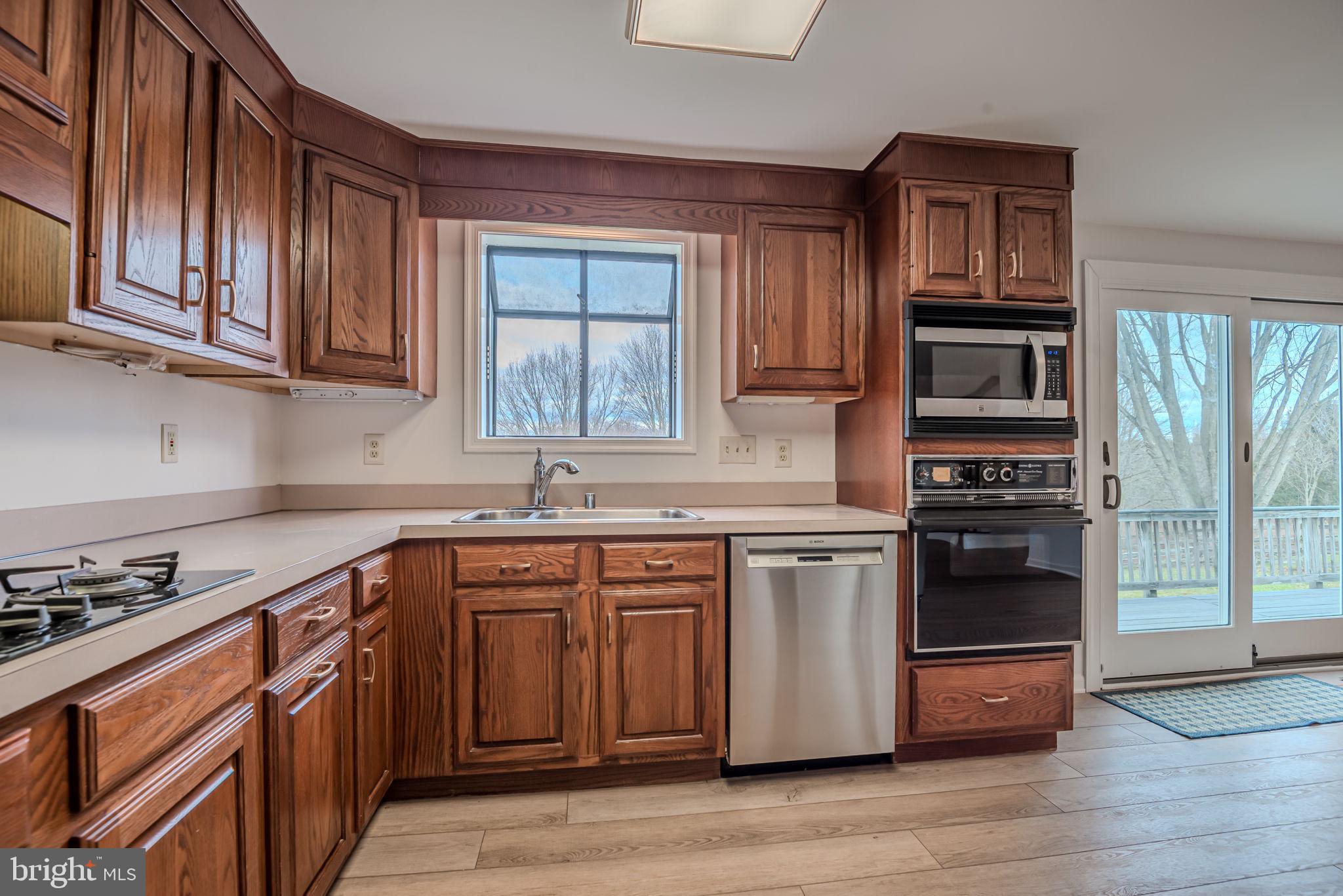 29 SILVERWOOD BOULEVARD