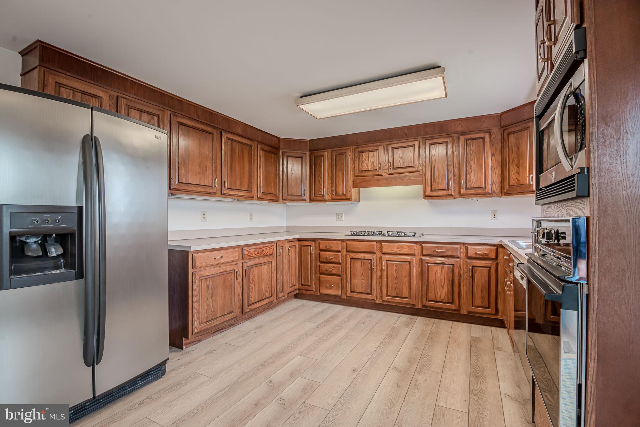 29 SILVERWOOD BOULEVARD